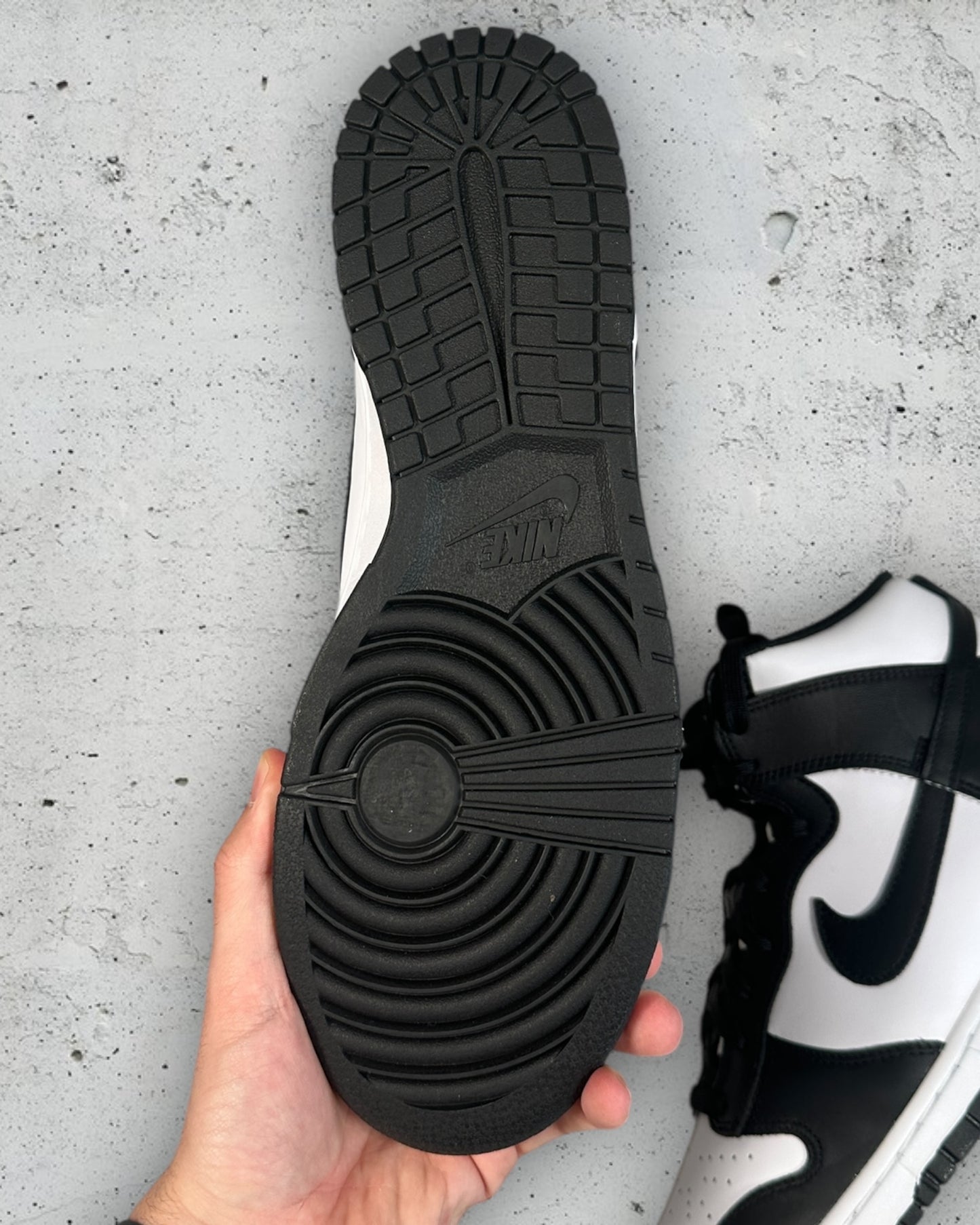 Nike Dunk High Panda (2021) ( US 10 / EU 44 )