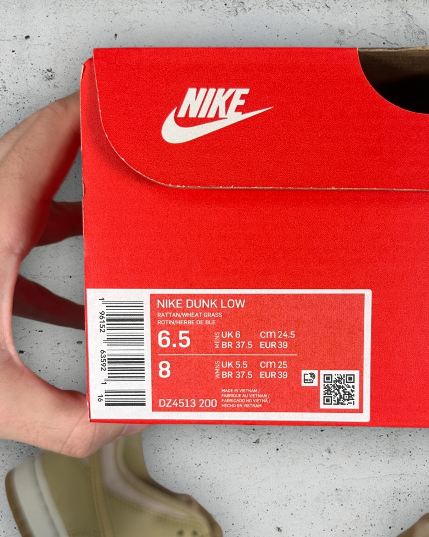 Nike Dunk Low Khaki Suede Gum ( US 6.5 / EU 39 )