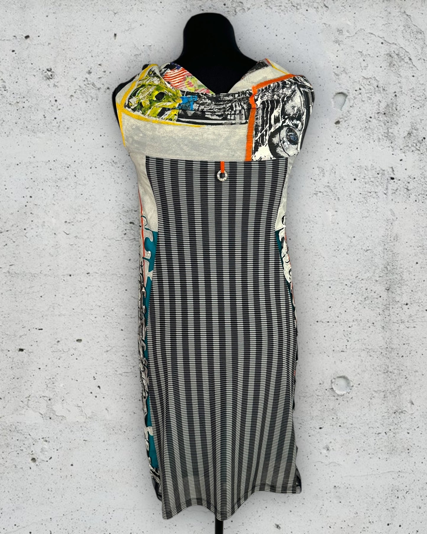 Robe Save The Queen (XS / 34 / 6)
