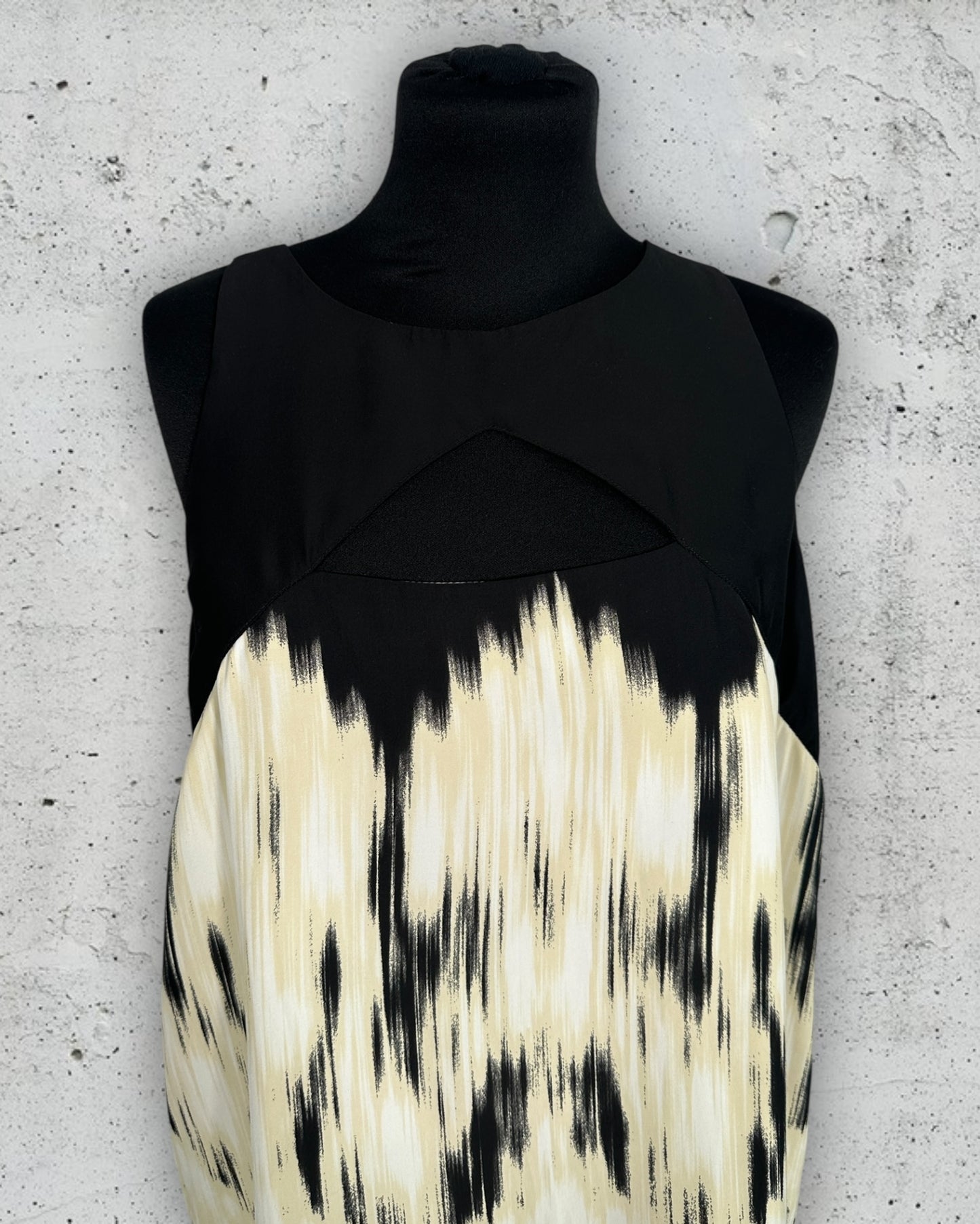 Robe Silence Noise (L / 40 / 12)