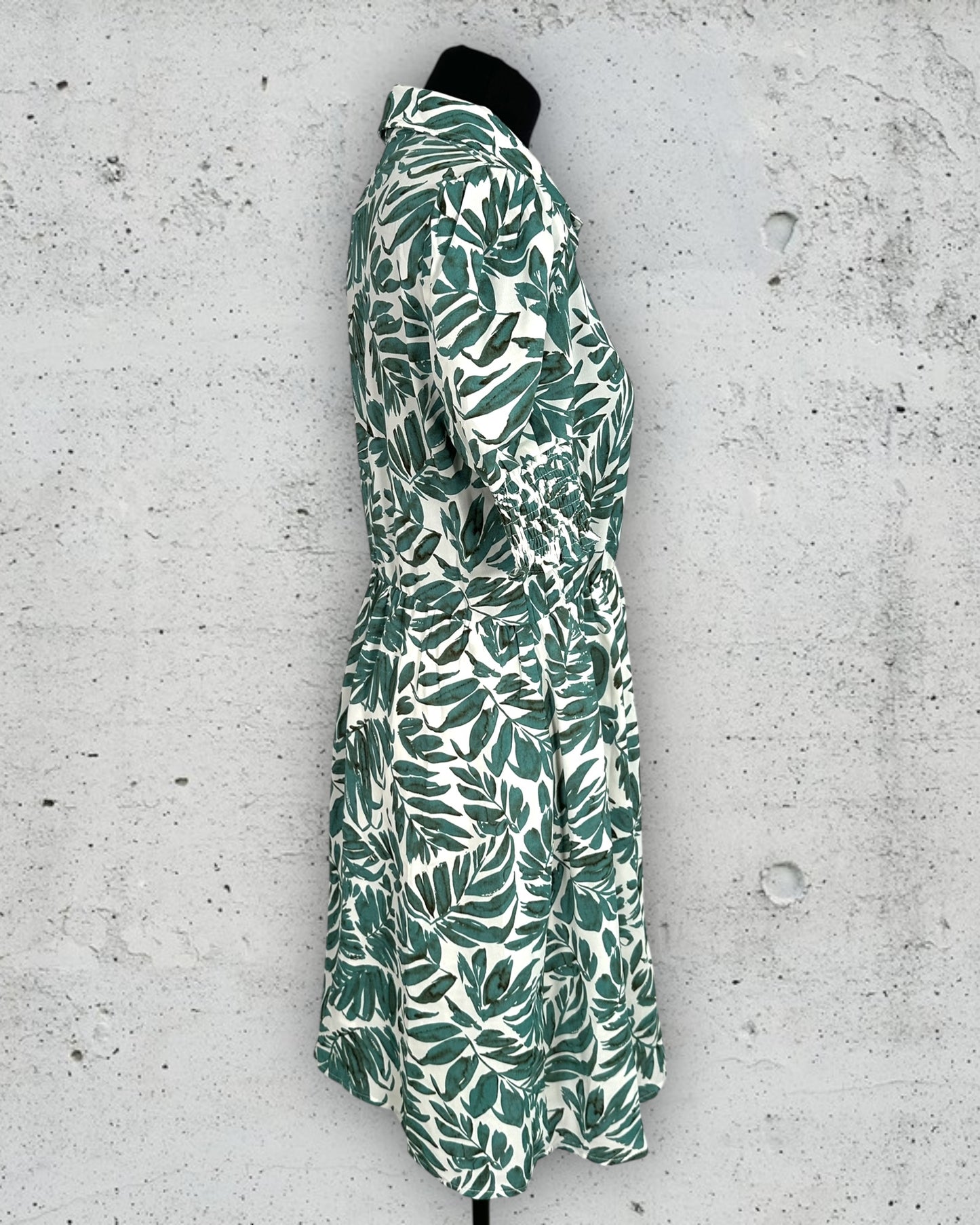 Robe Chemise In April 1986 (M / L / 38 / 10 - 40 / 12)