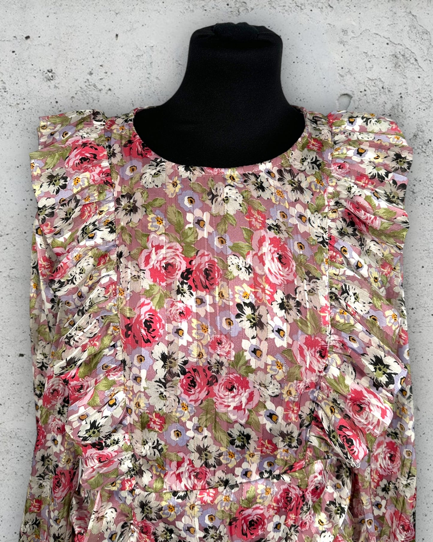 Robe Kilky ( M / L / 38 / 10 - 40 / 12 )