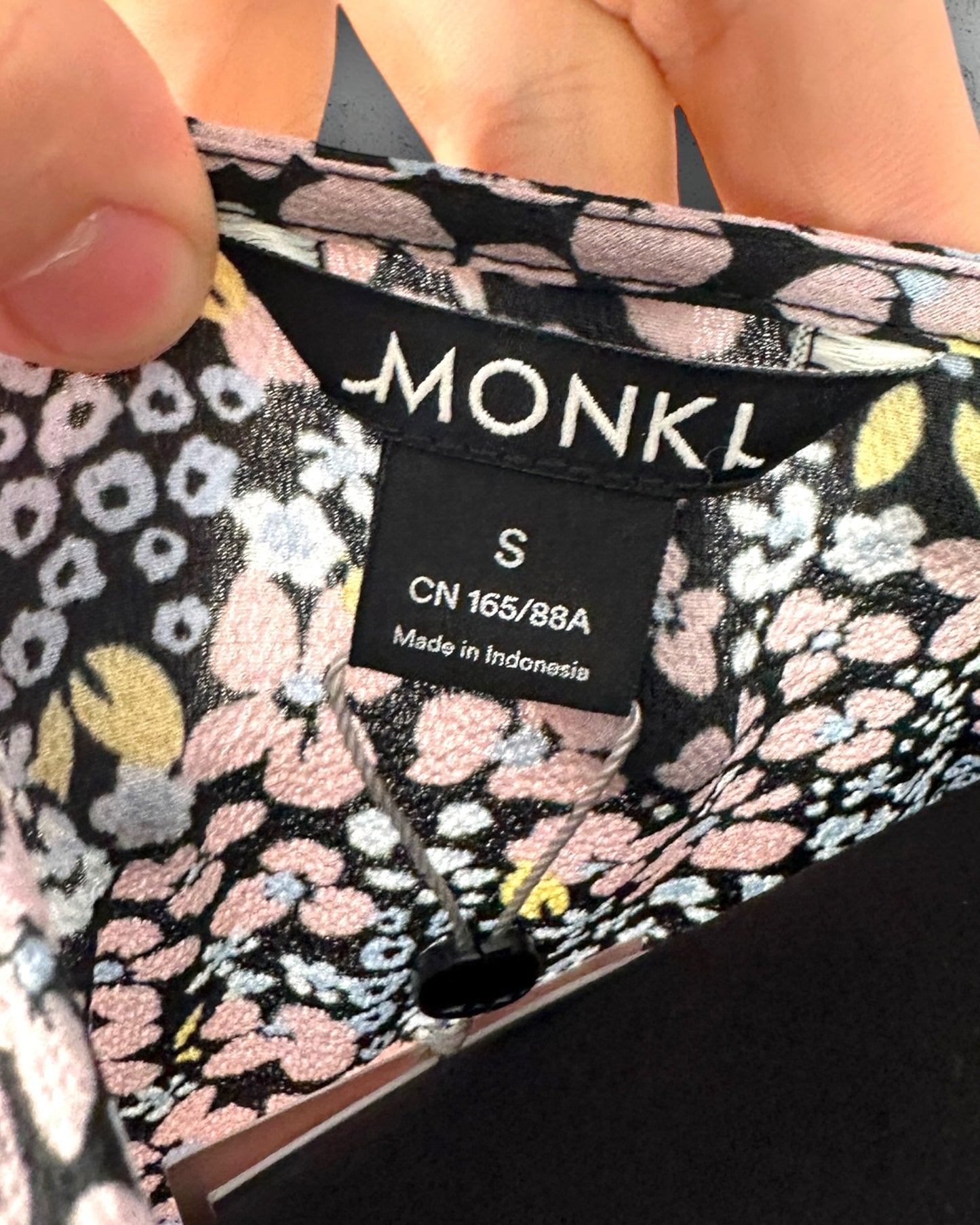 Robe Monkl ( S / 36 / 8 )