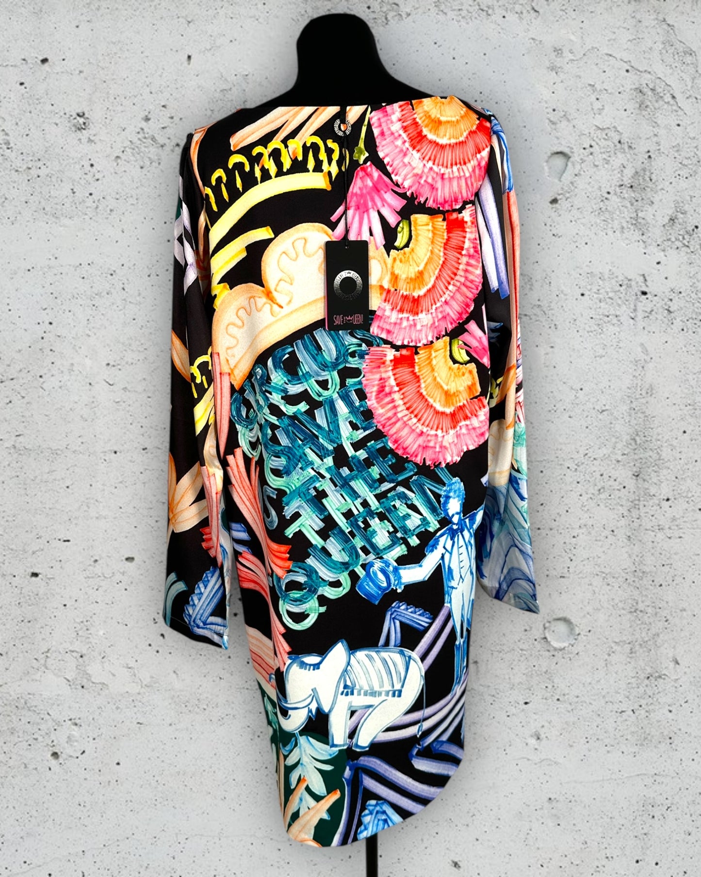 Robe Save The Queen ( XL / 42 / 14 )