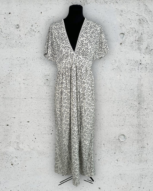 Robe In April 1986 ( M / L / 38 / 10 - 40 / 12 )