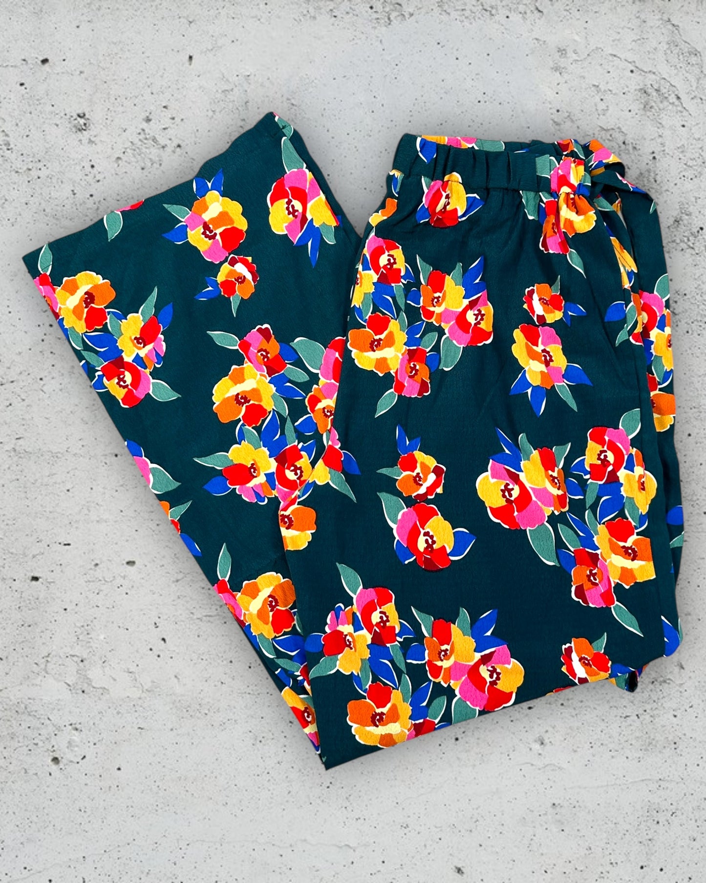 Pantalon In April 1986 ( M / L / 38 / 10 - 40 / 12 )