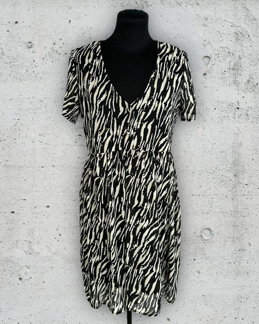 Robe Lilie Rose ( S / M / 36 / 8 - 38 / 10 )