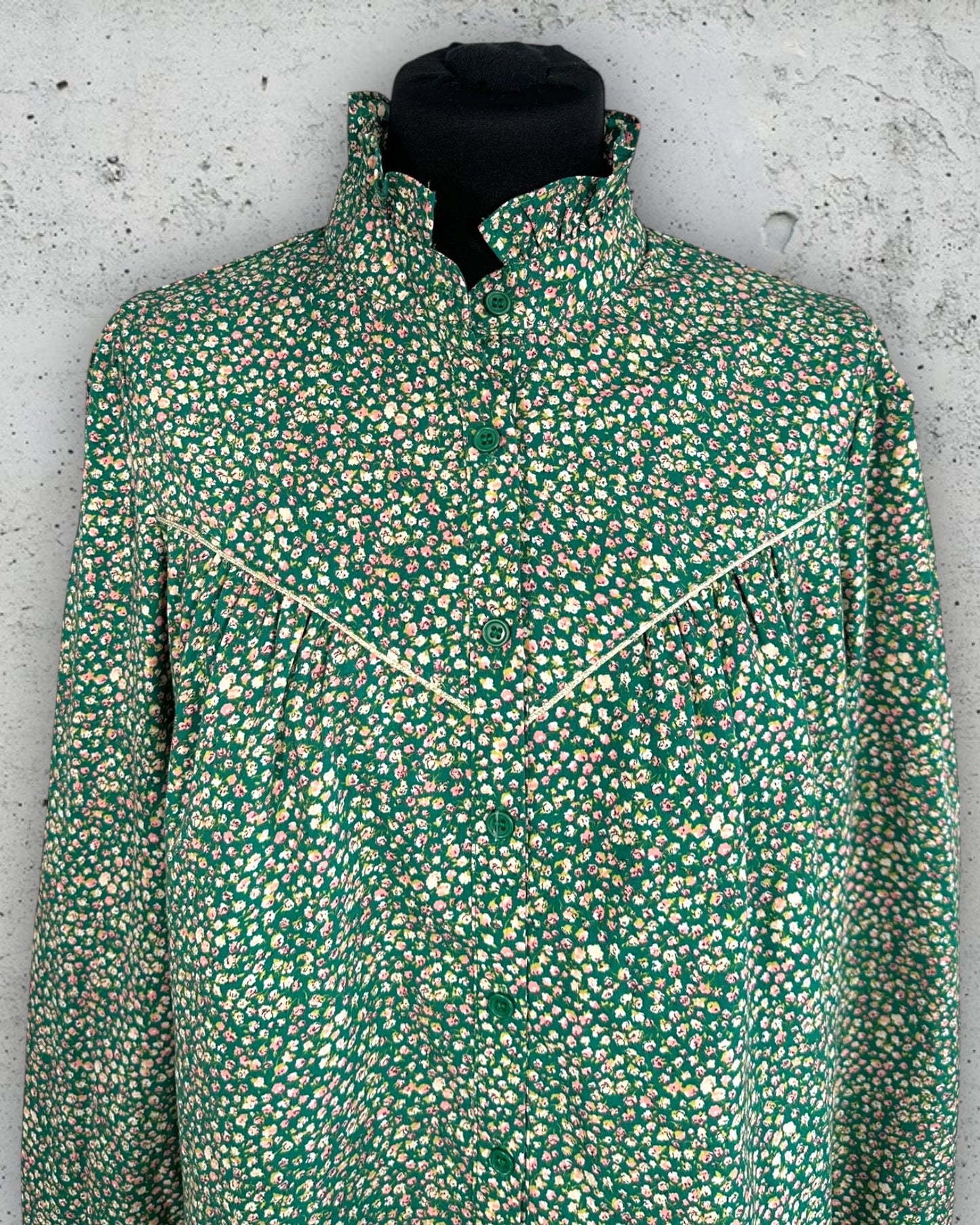 Chemisier In April 1986 ( M/L )
