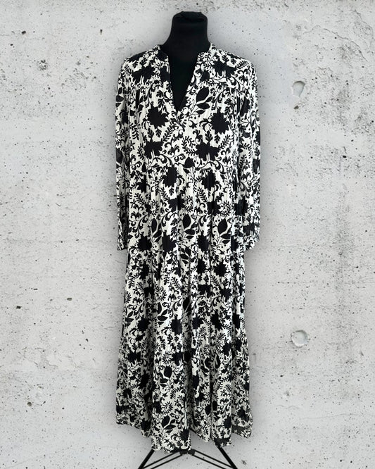 Robe Au Printemps Paris ( M / 38 / 10 )