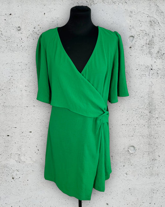 Robe Ikoone & Bianka ( L / 40 / 12 )