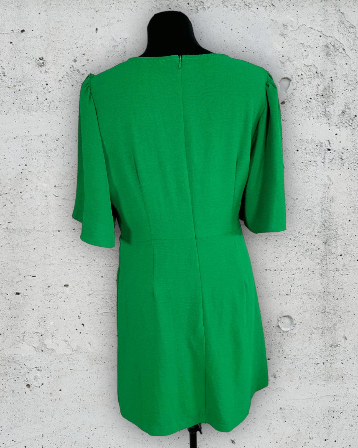 Robe Ikoone & Bianka ( L / 40 / 12 )