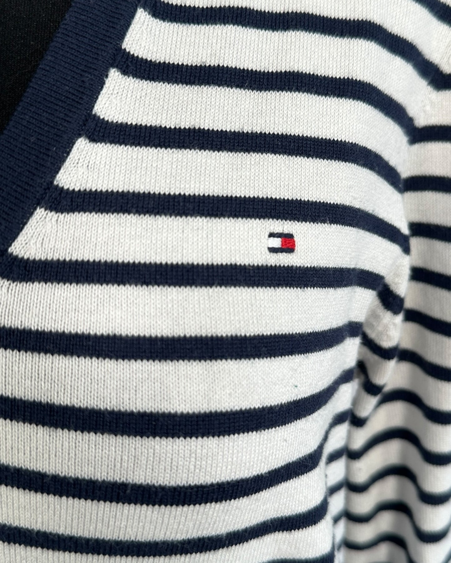 Pull col V Tommy Hilfiger ( M / 38 / 10 )