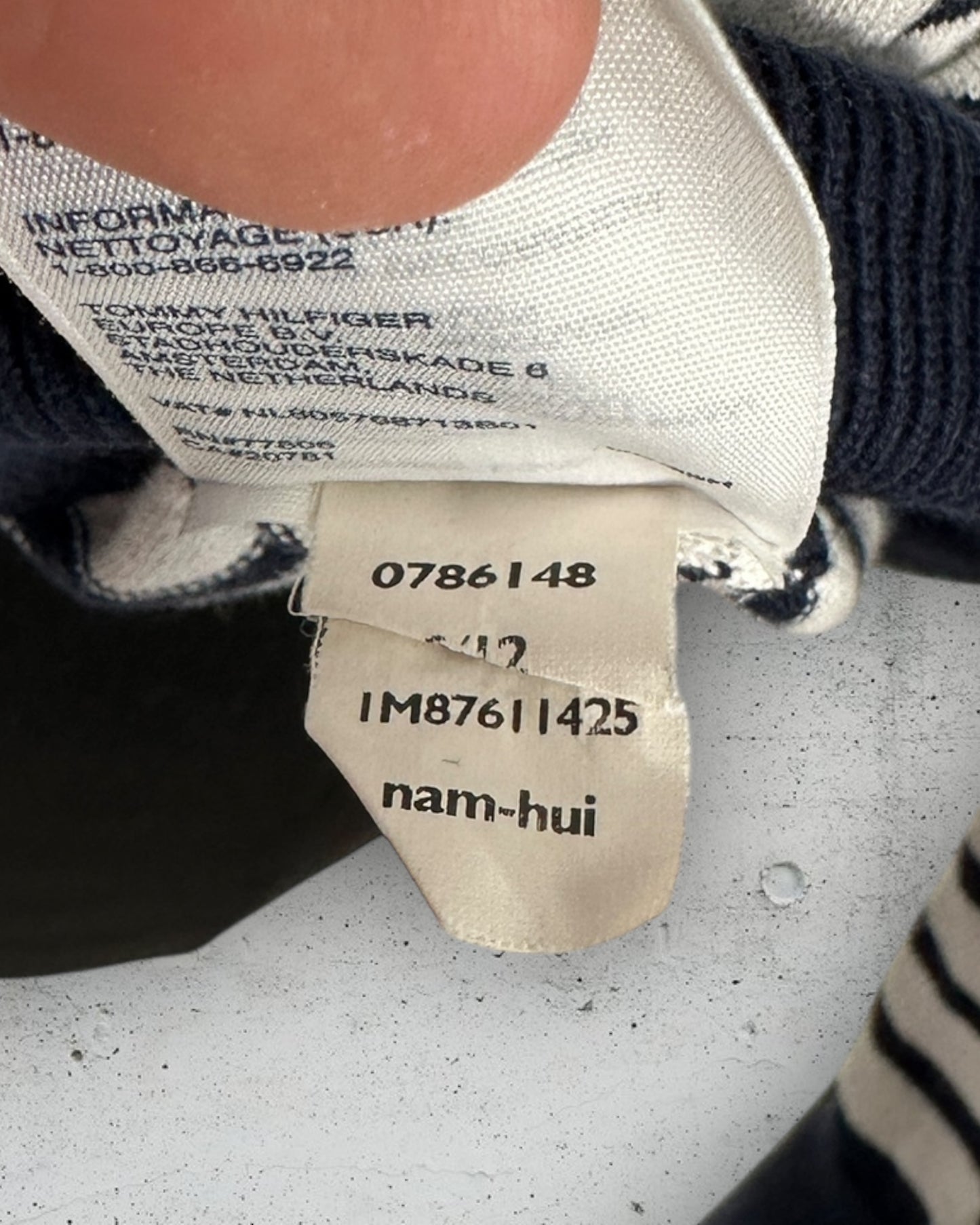 Pull col V Tommy Hilfiger ( M / 38 / 10 )