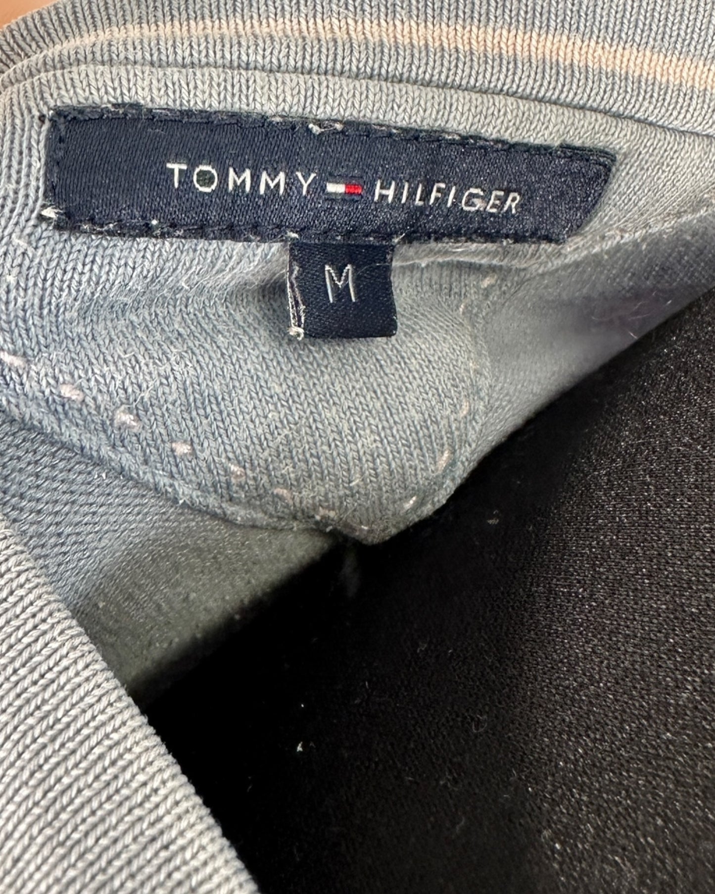 Pull col V Tommy Hilfiger ( M / 38 / 10 )
