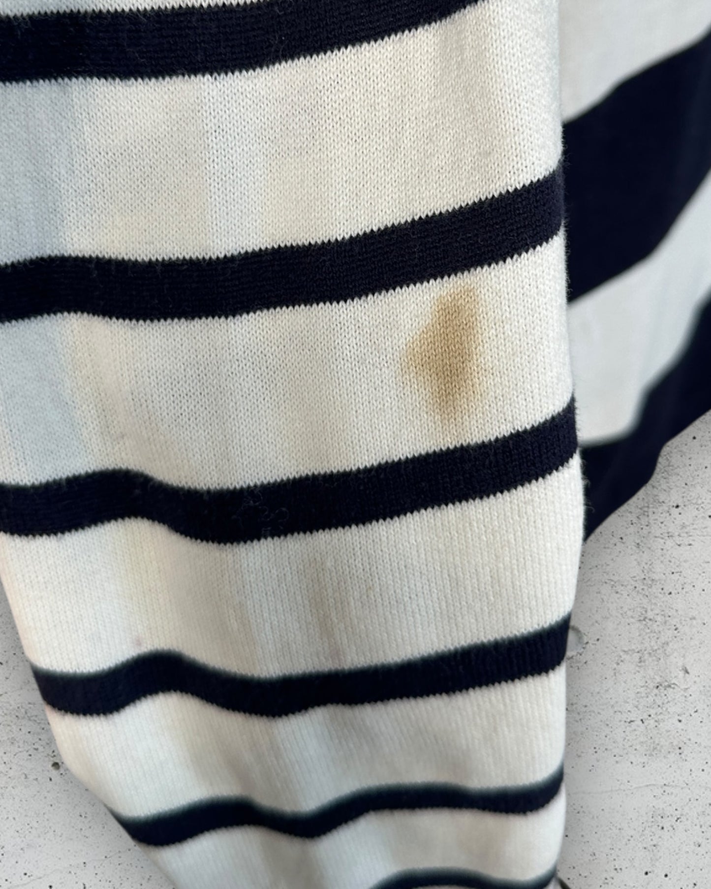 Pull col V Tommy Hilfiger ( M / 38 / 10 )
