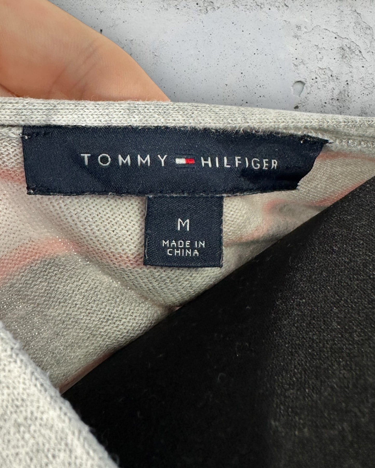 Pull col V Tommy Hilfiger ( M / 38 / 10 )