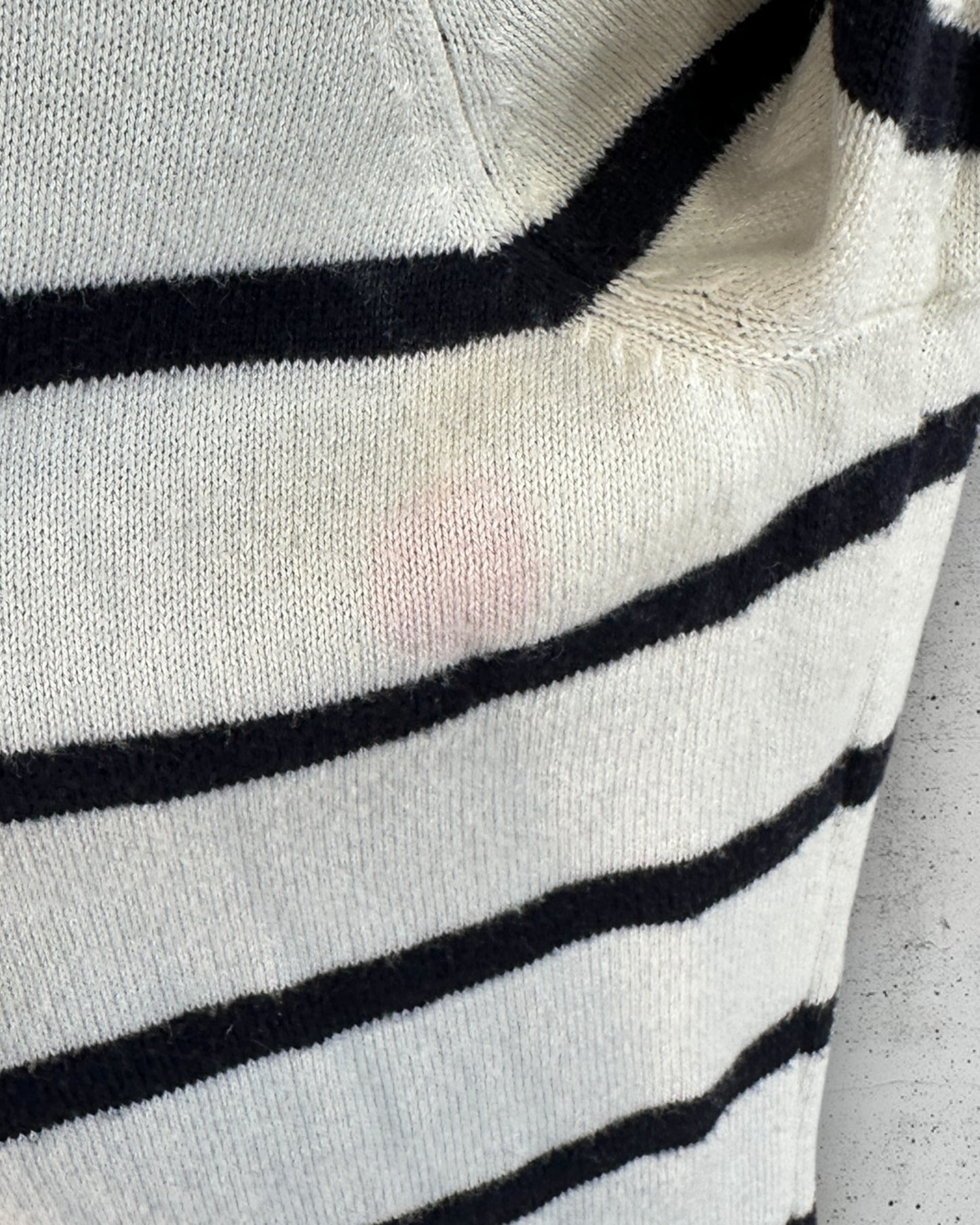 Pull col V Tommy Hilfiger ( L / 40 / 12 )