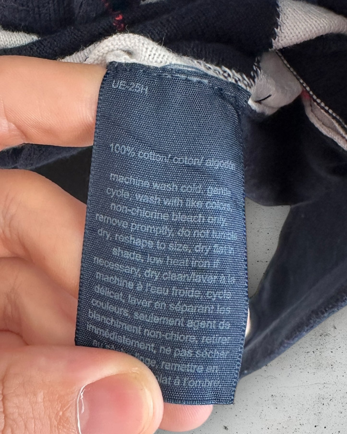 Pull col V Tommy Hilfiger ( M / 38 / 10 )