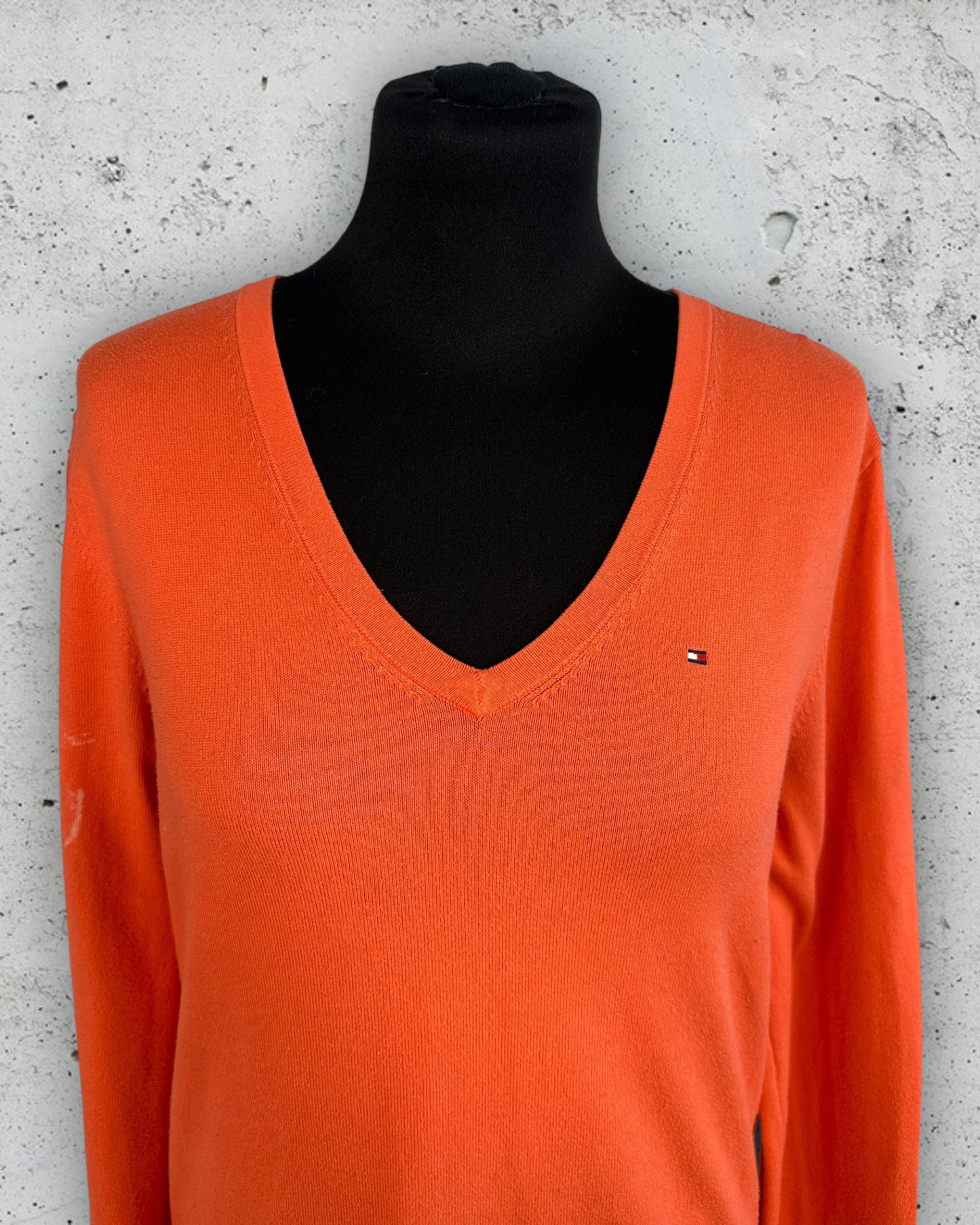 Pull col V Tommy Hilfiger ( Taille unique )