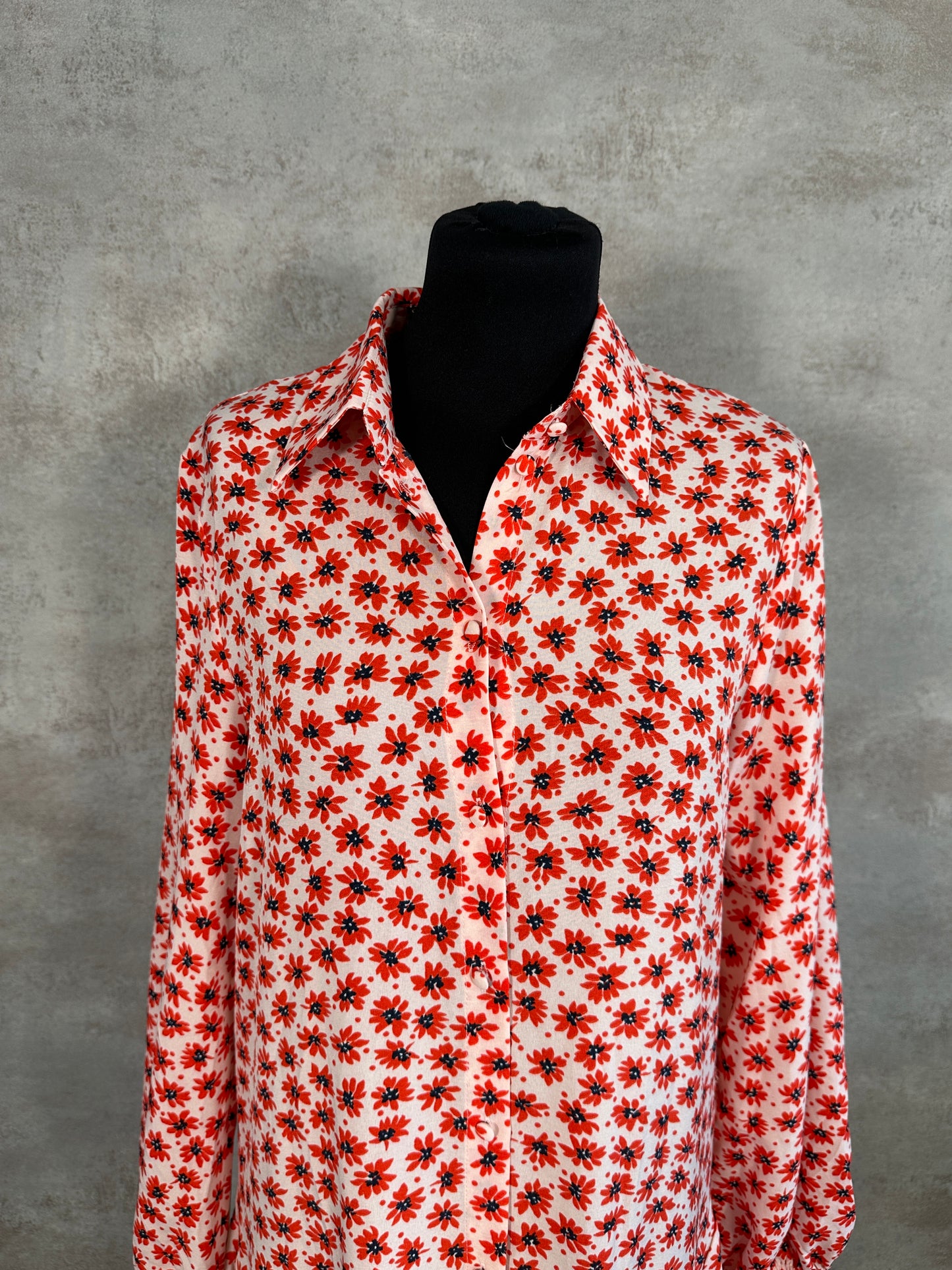 Robe Chemise In April 1986 ( S/M )