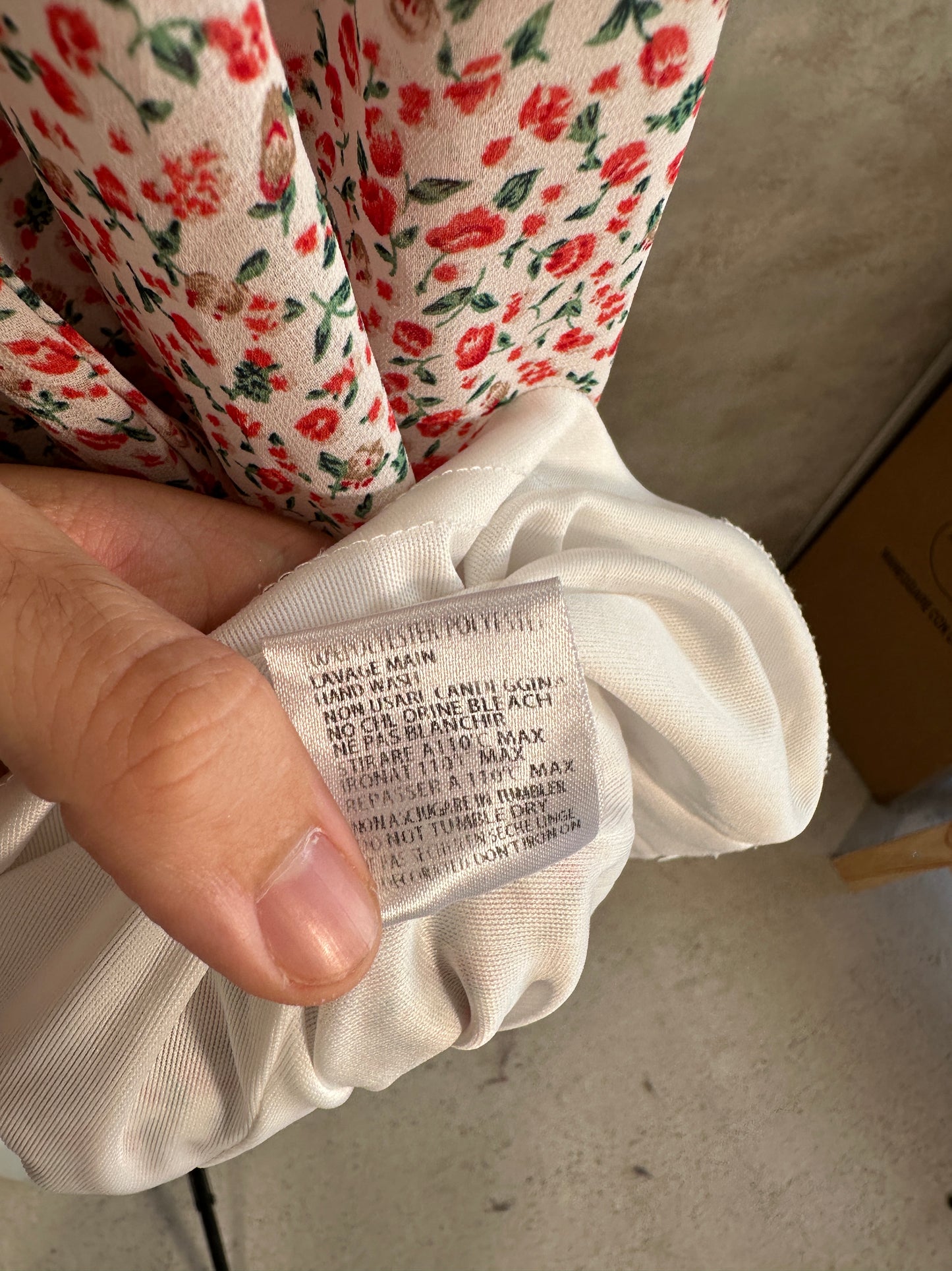 Robe Kilky ( L / 40 / 12 )