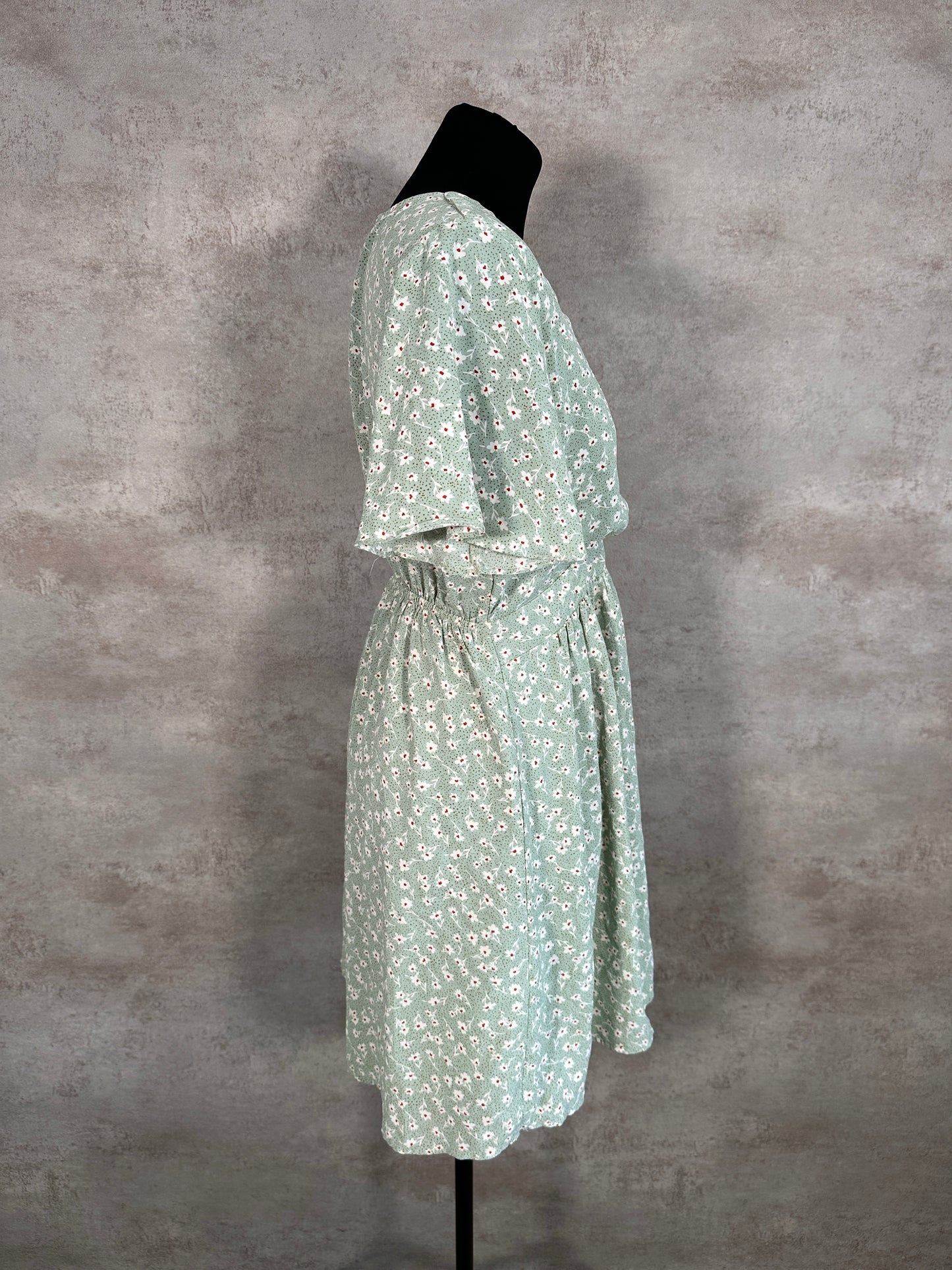 Robe In April 1986 ( M/L )