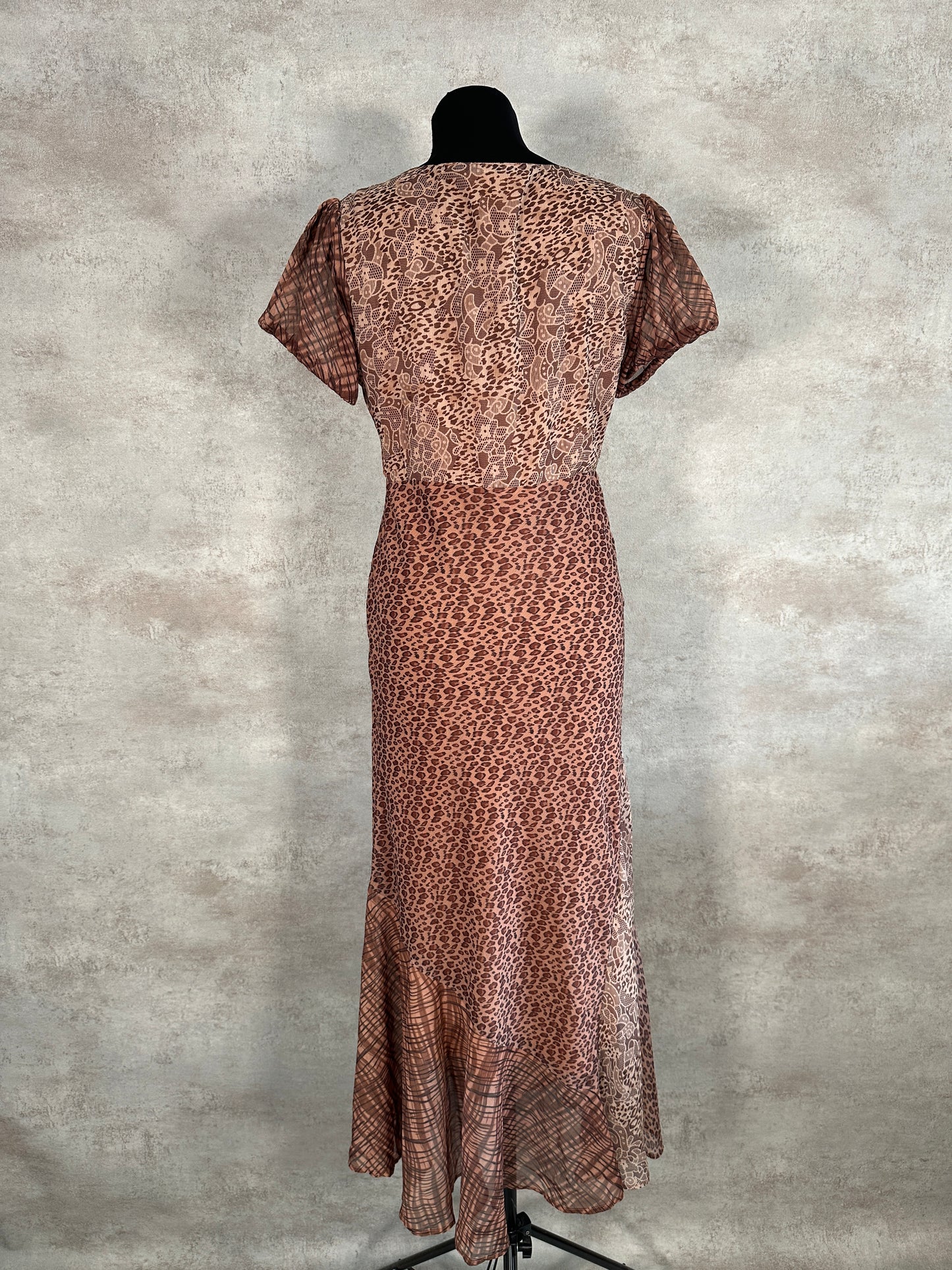 Robe Reclaimed Vintage ( M / 38 / 10 )