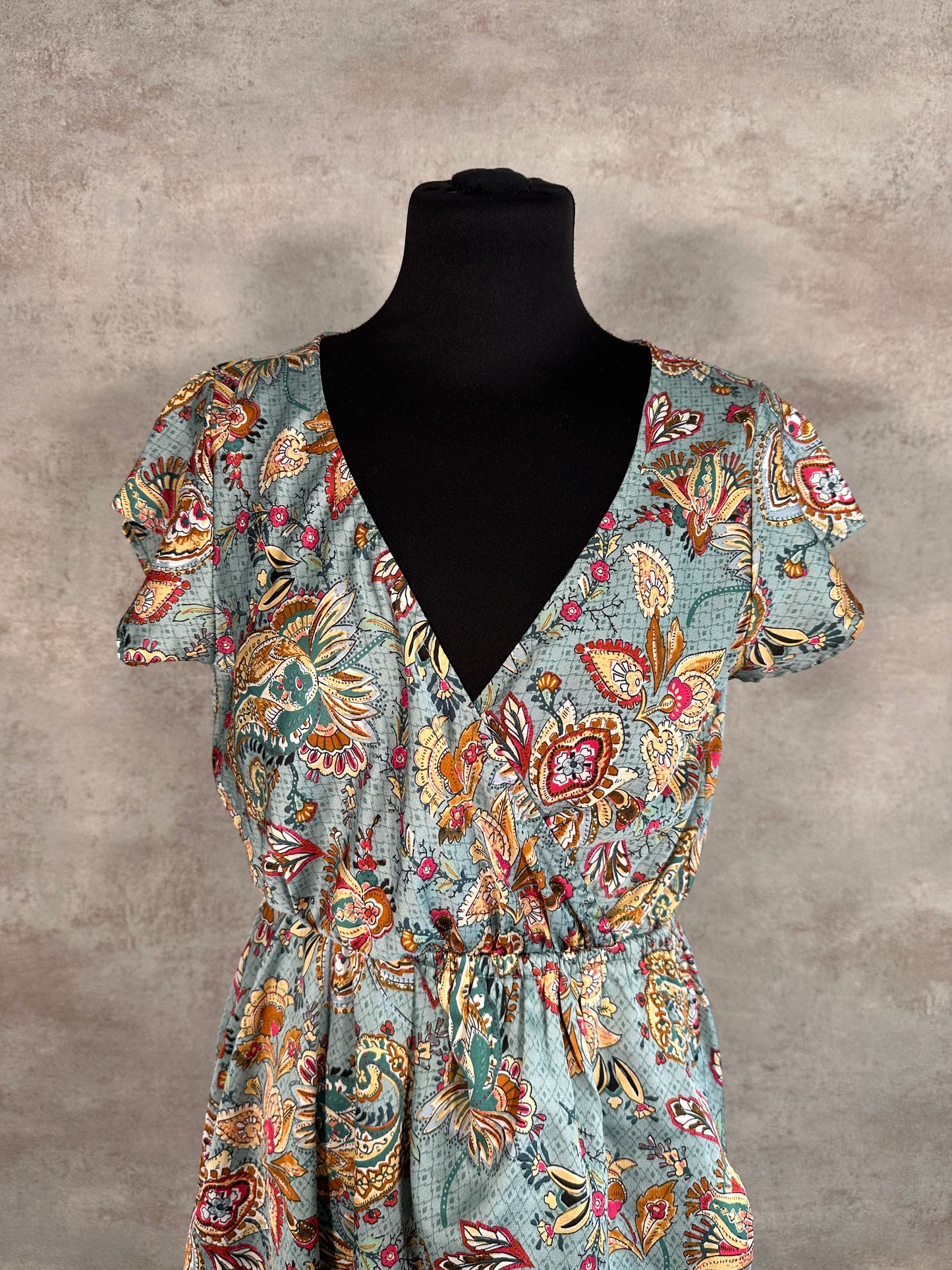 Robe In April 1986 ( S/M )