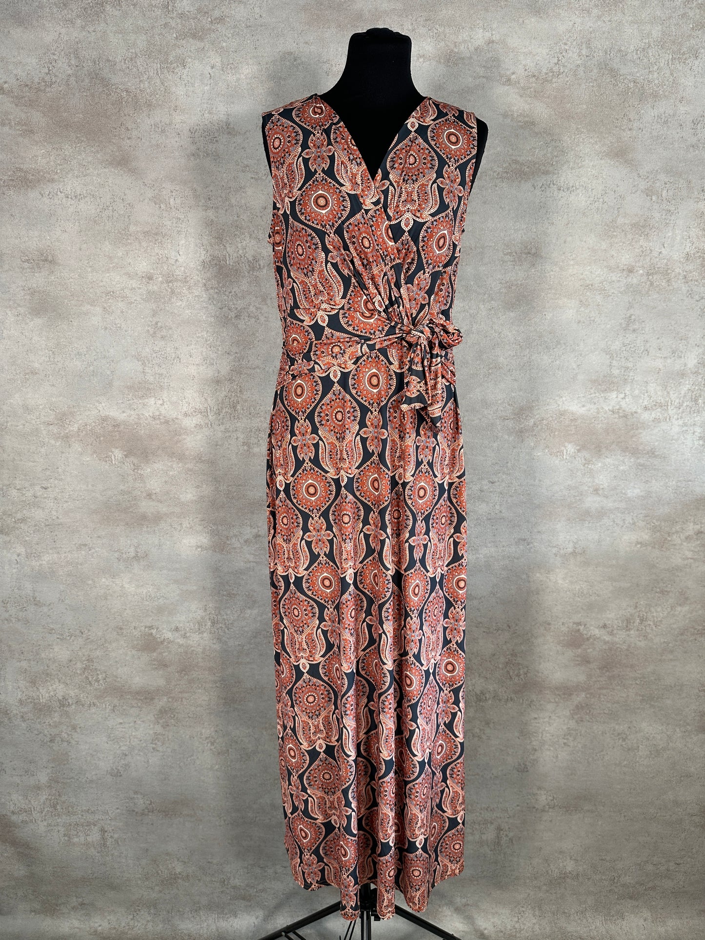 Robe Elora ( M / 38 / 10 )