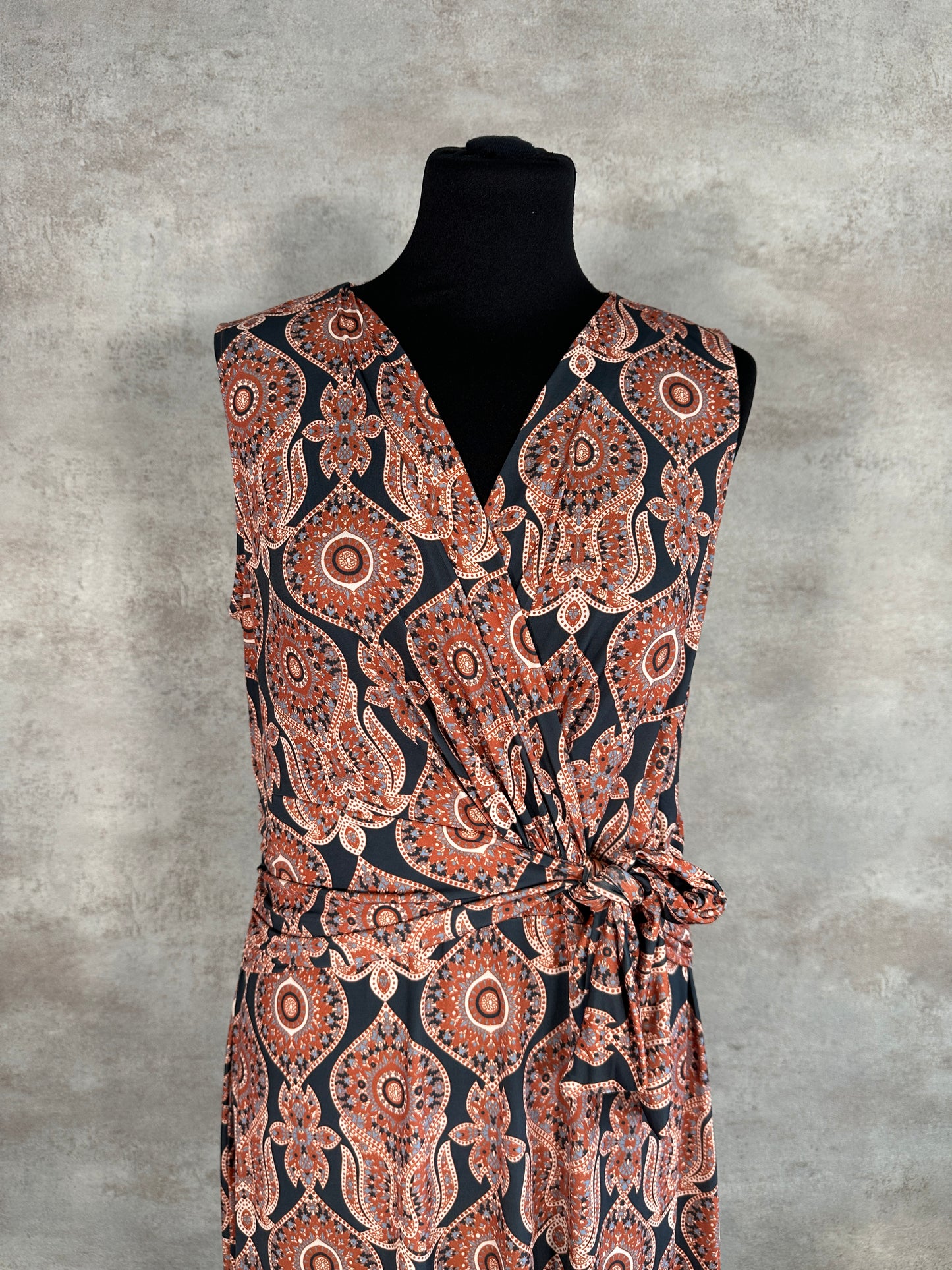 Robe Elora ( M / 38 / 10 )