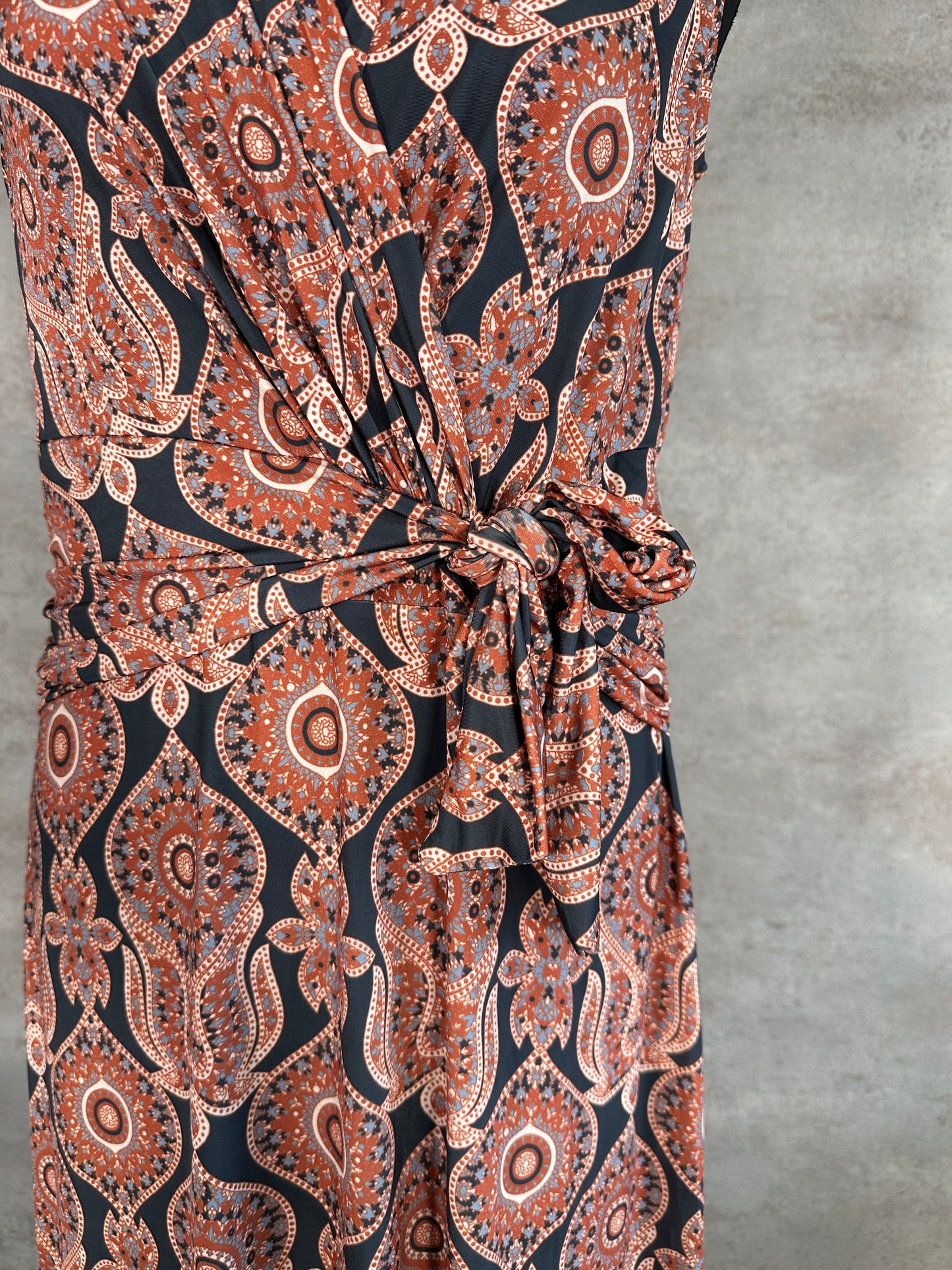 Robe Elora ( M / 38 / 10 )