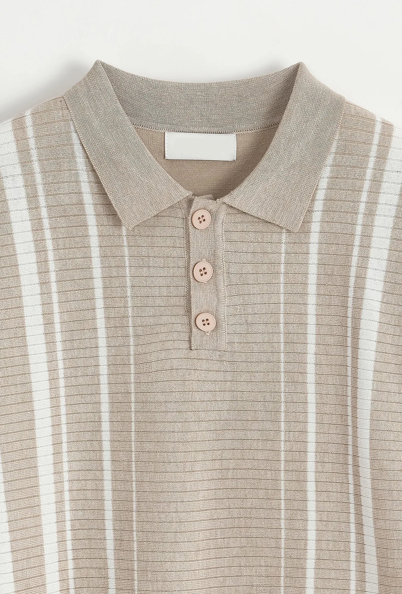 Polo rayé texturé beige – Manches courtes