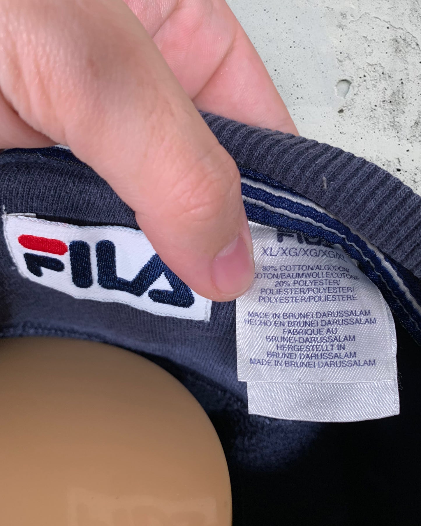 Pull Fila ( XL / 42 / 14 )