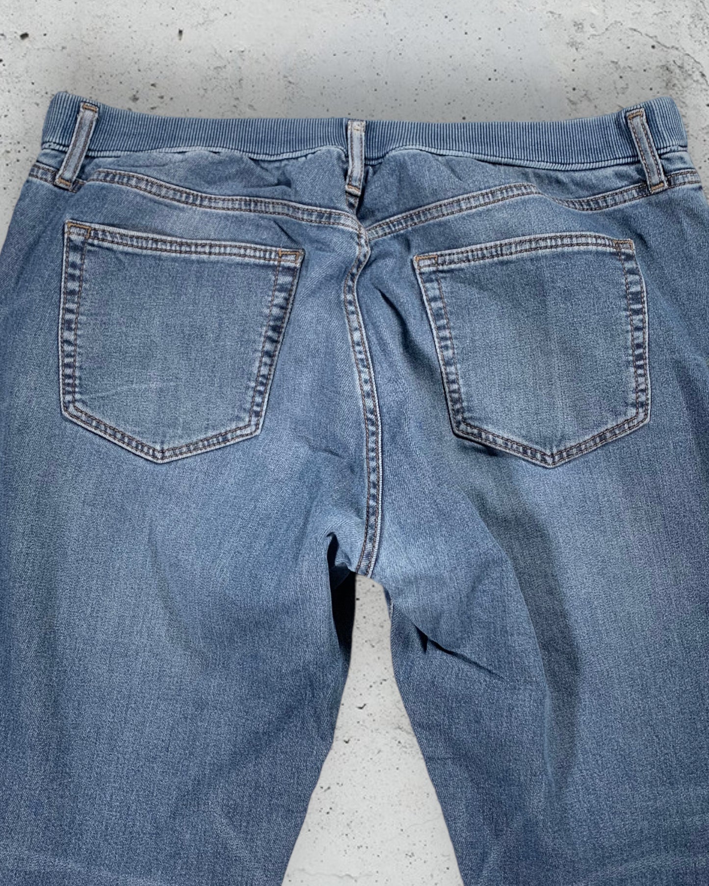 Jean Uniqlo Slim 36-39 ( XL / 42 / 14 )