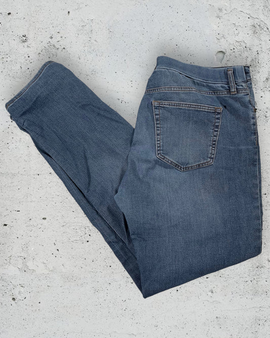 Jean Uniqlo Slim 36-39 ( XL / 42 / 14 )