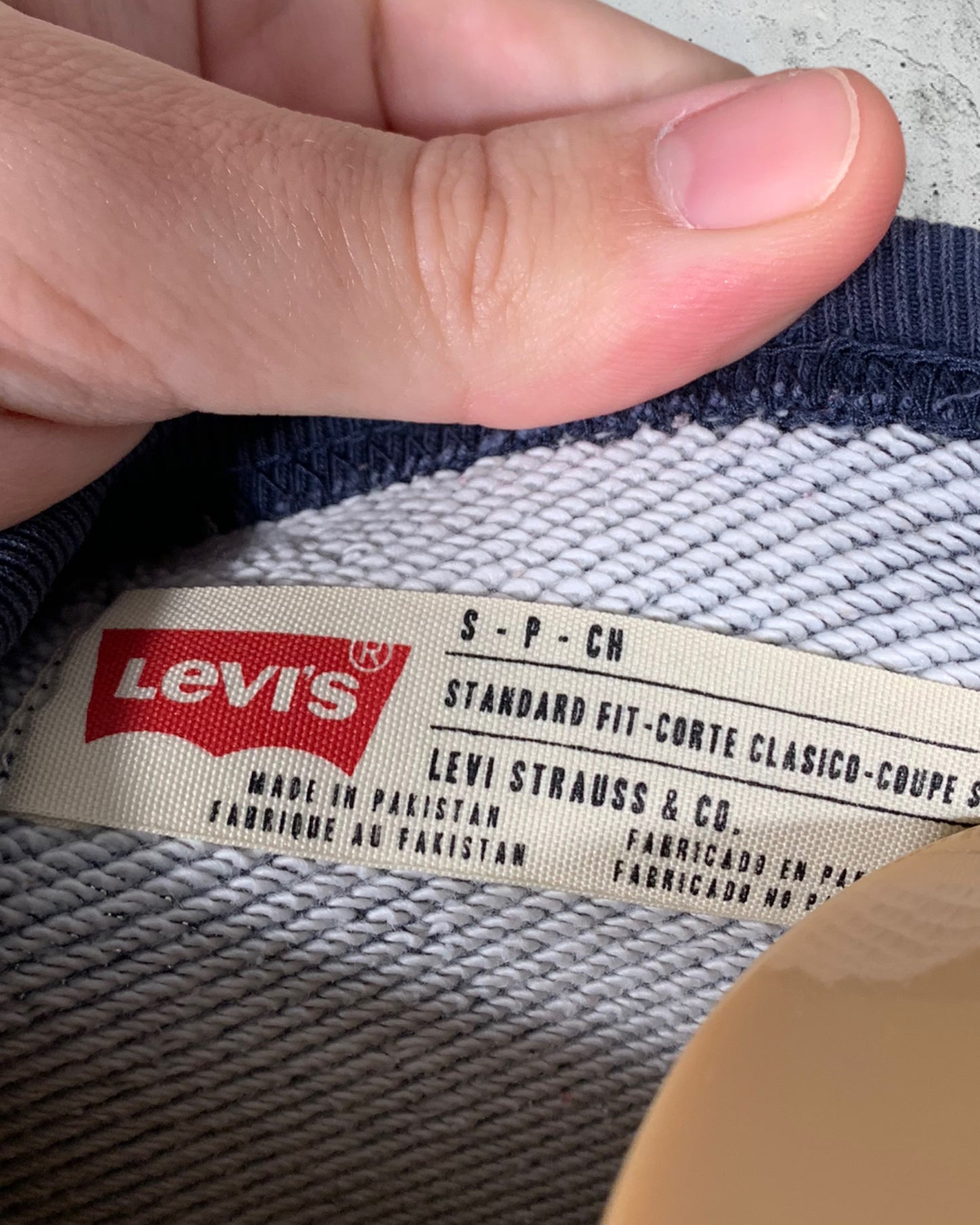 Pull Levi's ( S / 36 / 8 )