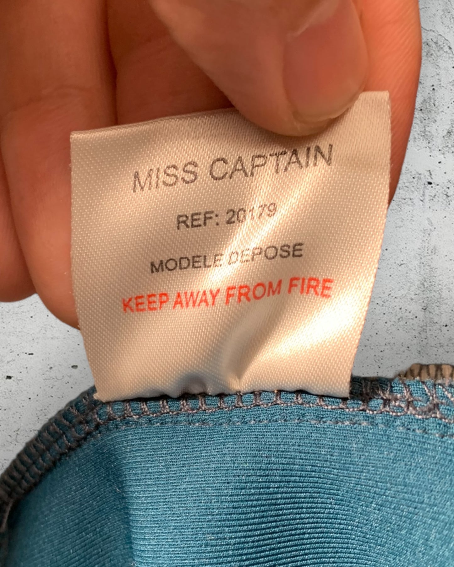 Robe Miss Captain ( S / 36 / 8 )