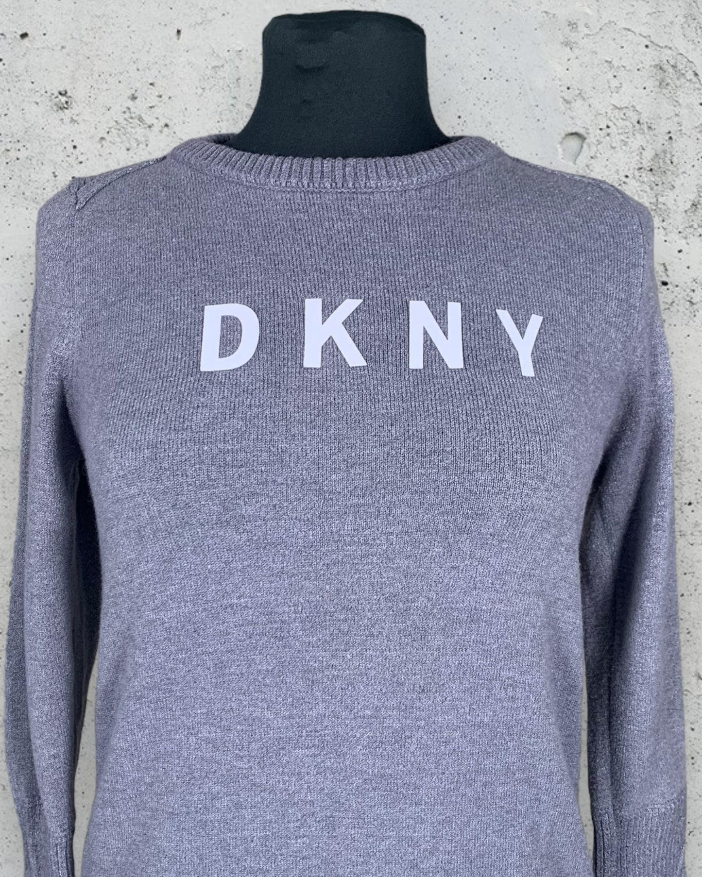 Pull DKNY ( M / 38 / 10 )