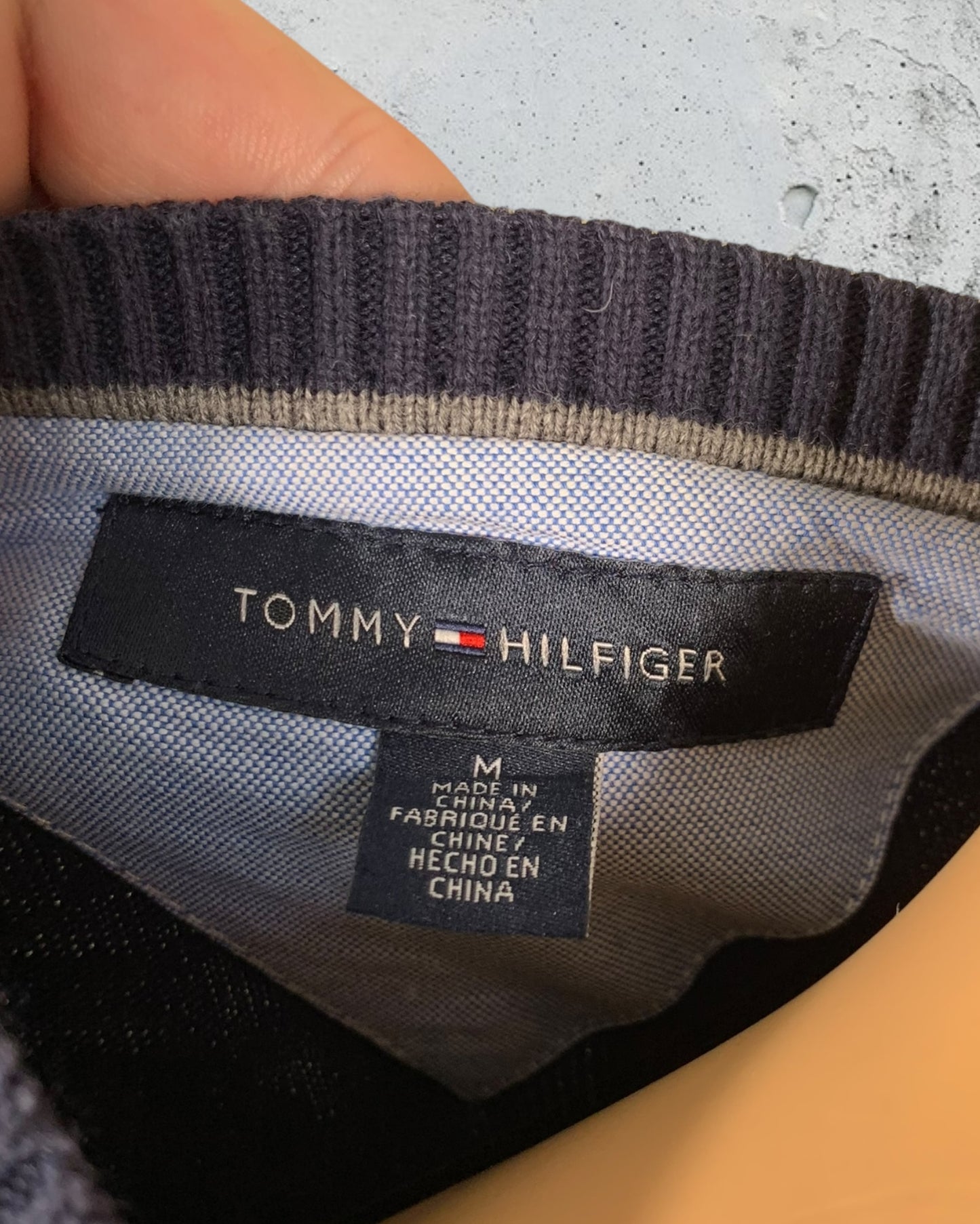 Pull Col V Tommy Hilfiger ( M / 38 / 10 )