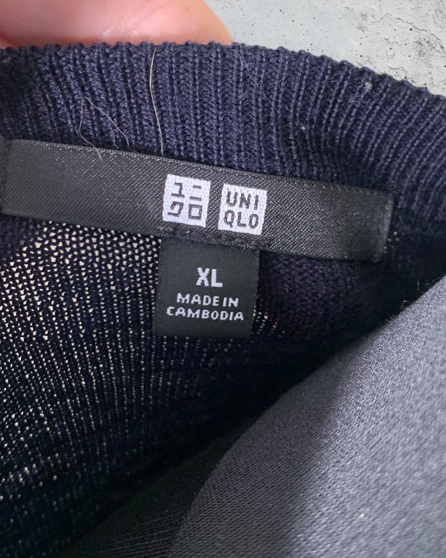 Pull Uniqlo ( XL / 42 / 14 )