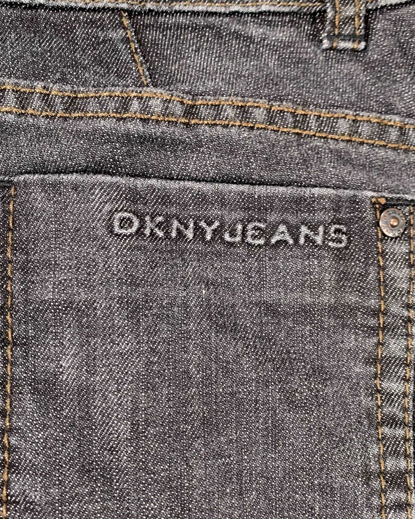 Jean DKNY ( S / US 28 / FR 36 )