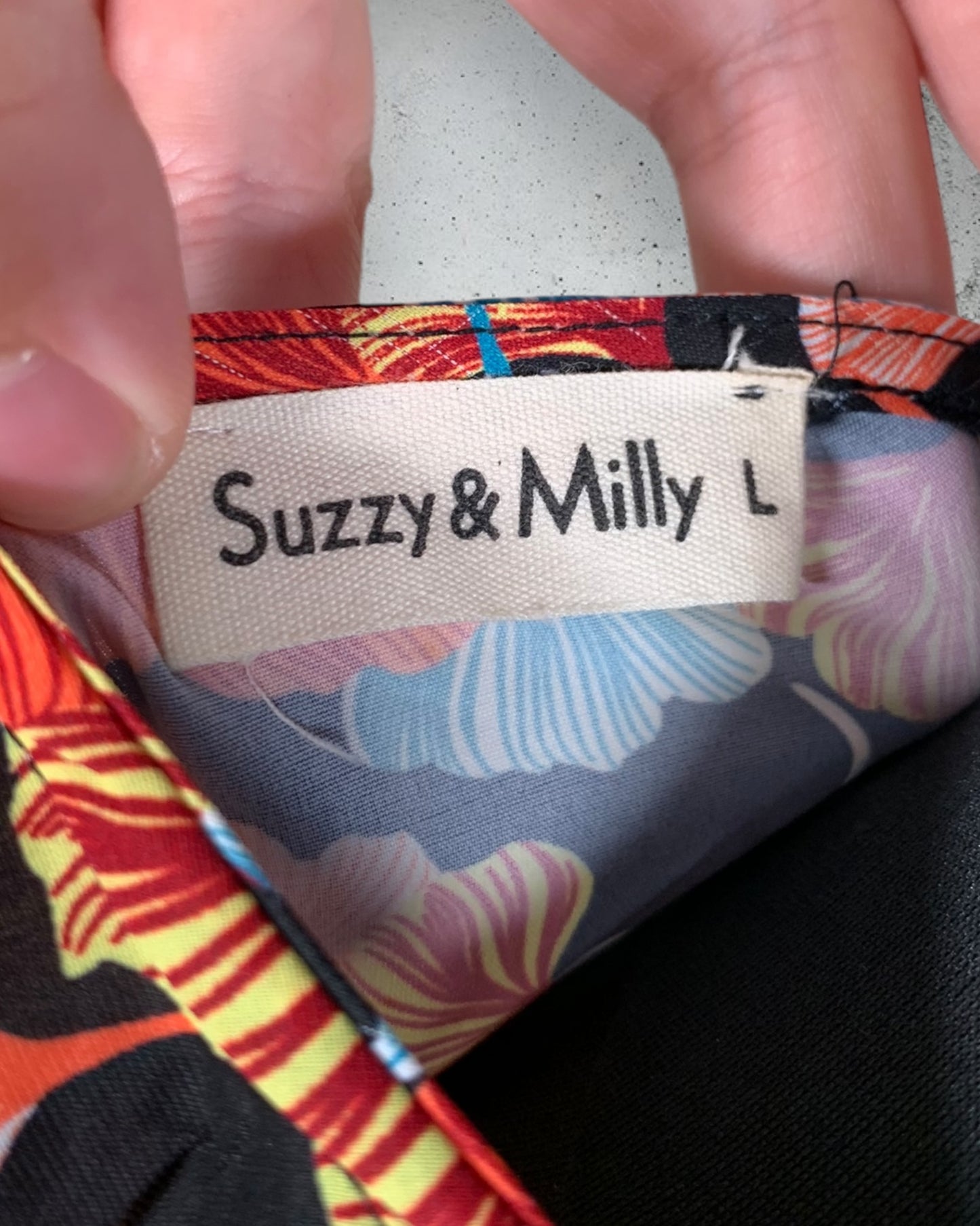 Robe Suzzy & Milly ( L / 40 / 12 )