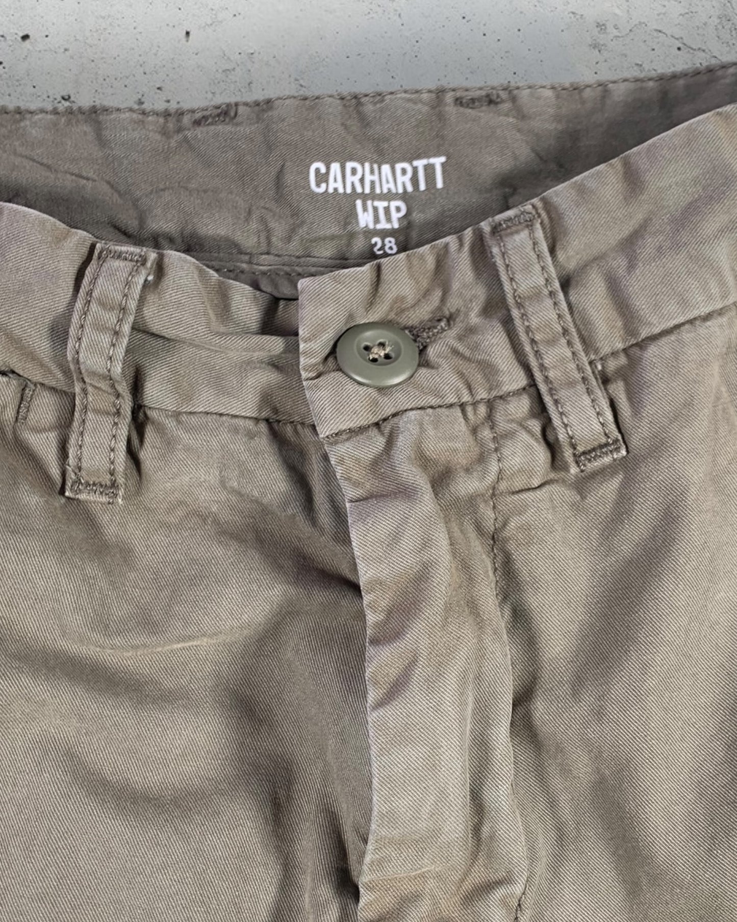 Short Carhartt "Johnson Bermuda" ( S / US 28 / FR 36 )