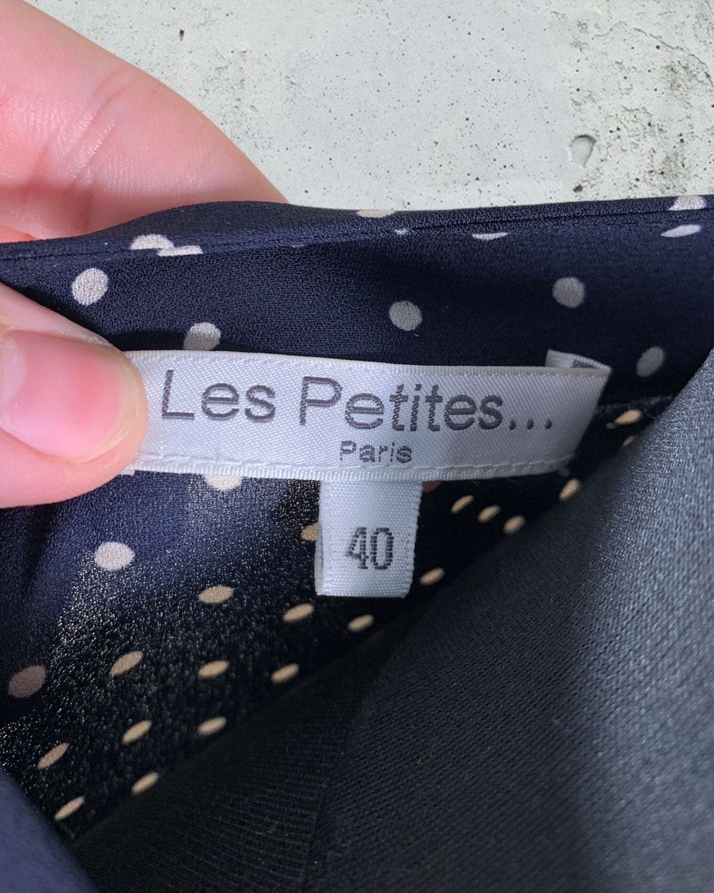 Robe Les Petites… ( L / 40 / 12 )