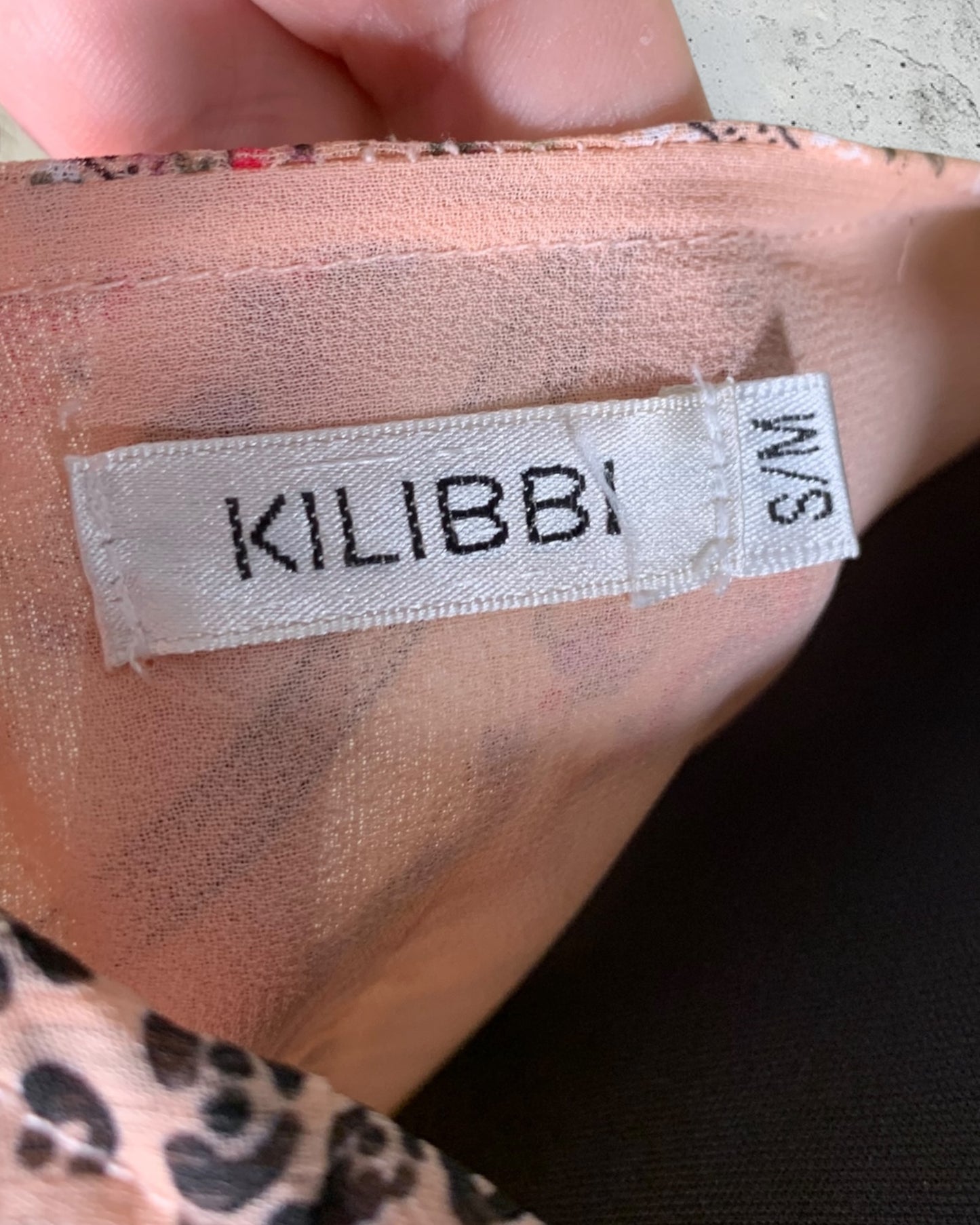 Robe Kilibbi ( S / 36 / 8 ) ( M / 38 / 10 )