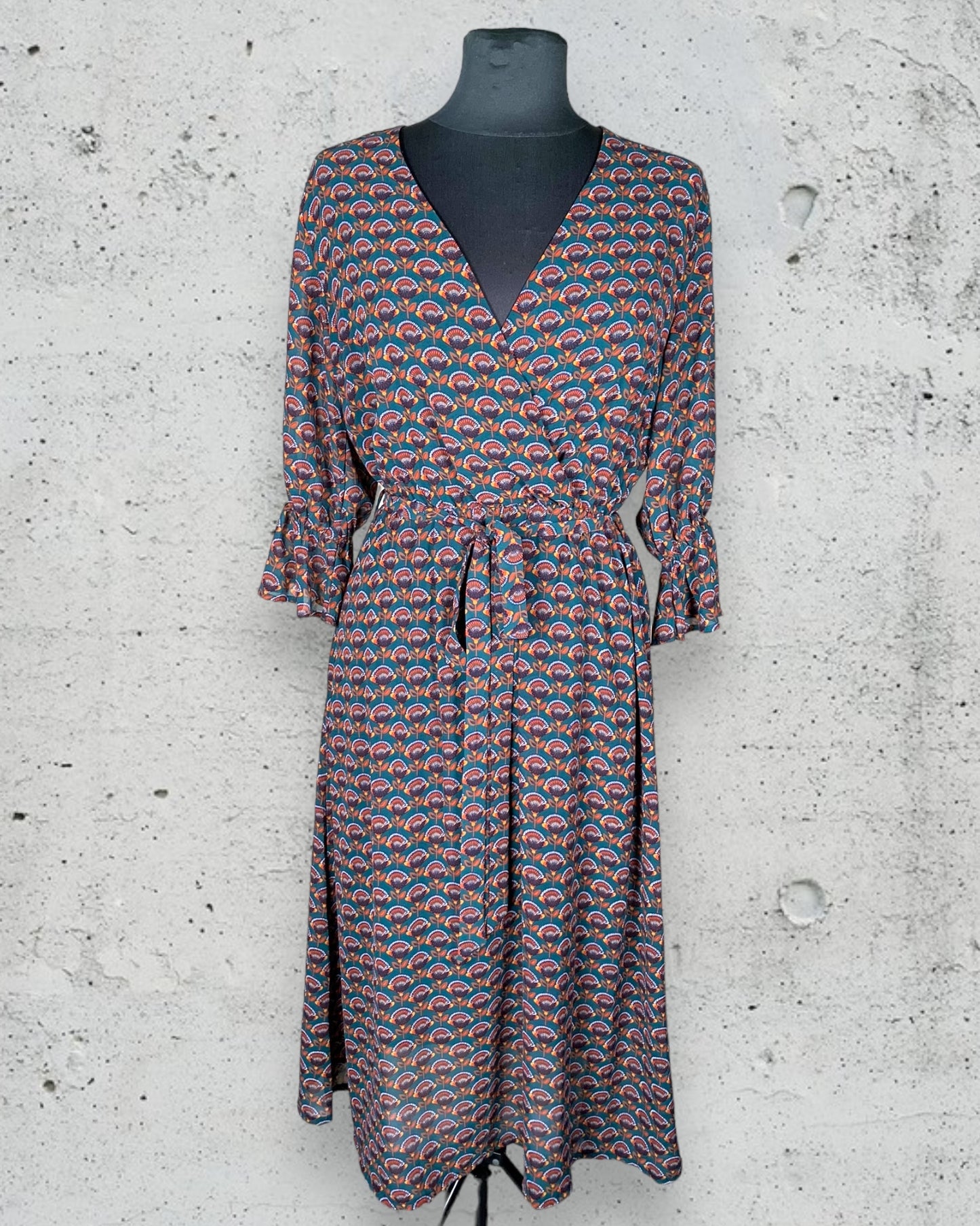 Robe It Hippie ( S / 36 / 8 )