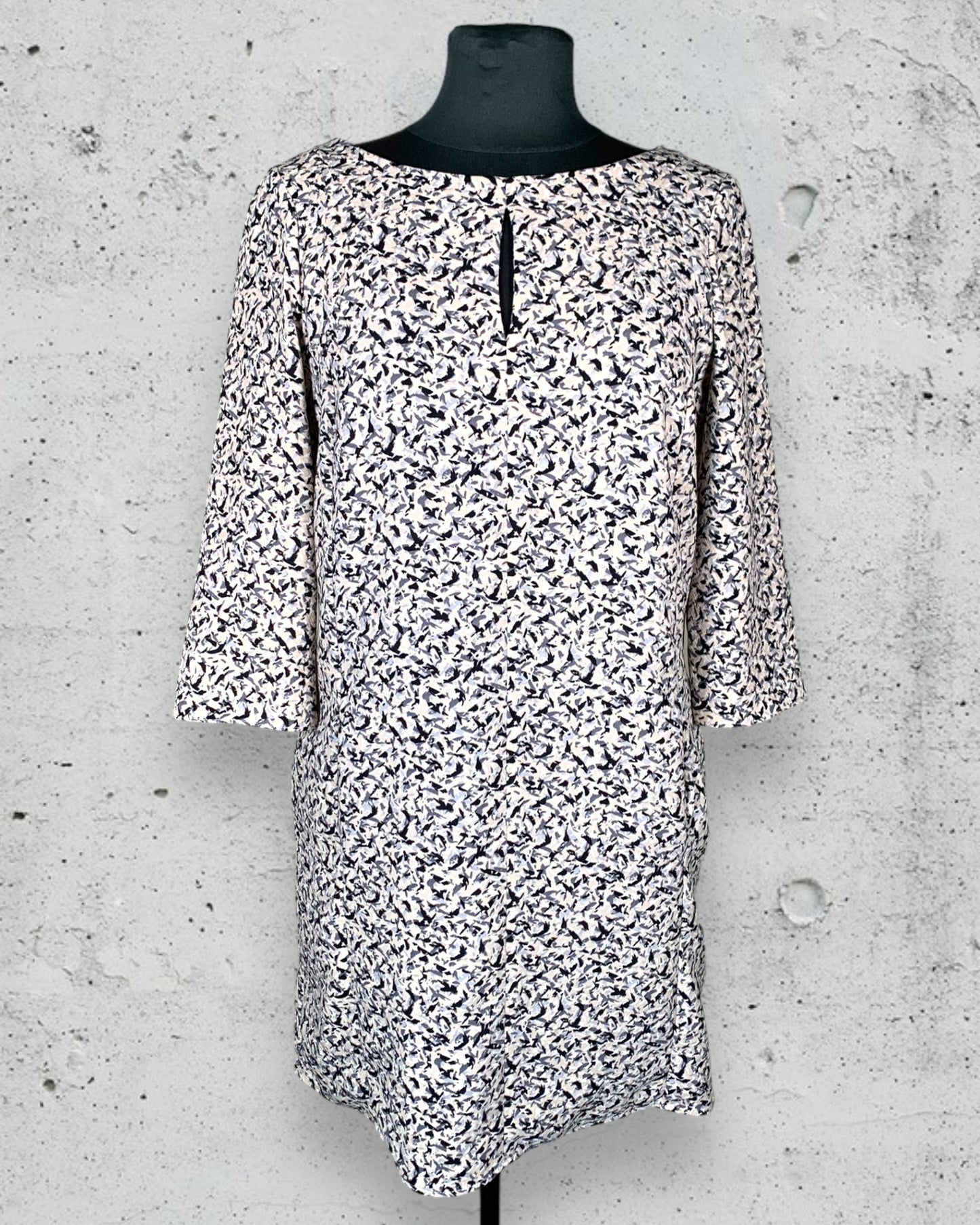 Robe Naf Naf ( L / 40 / 12 )