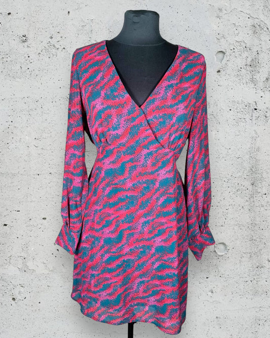 Robe Cerise Blue ( L / 40 / 12 )