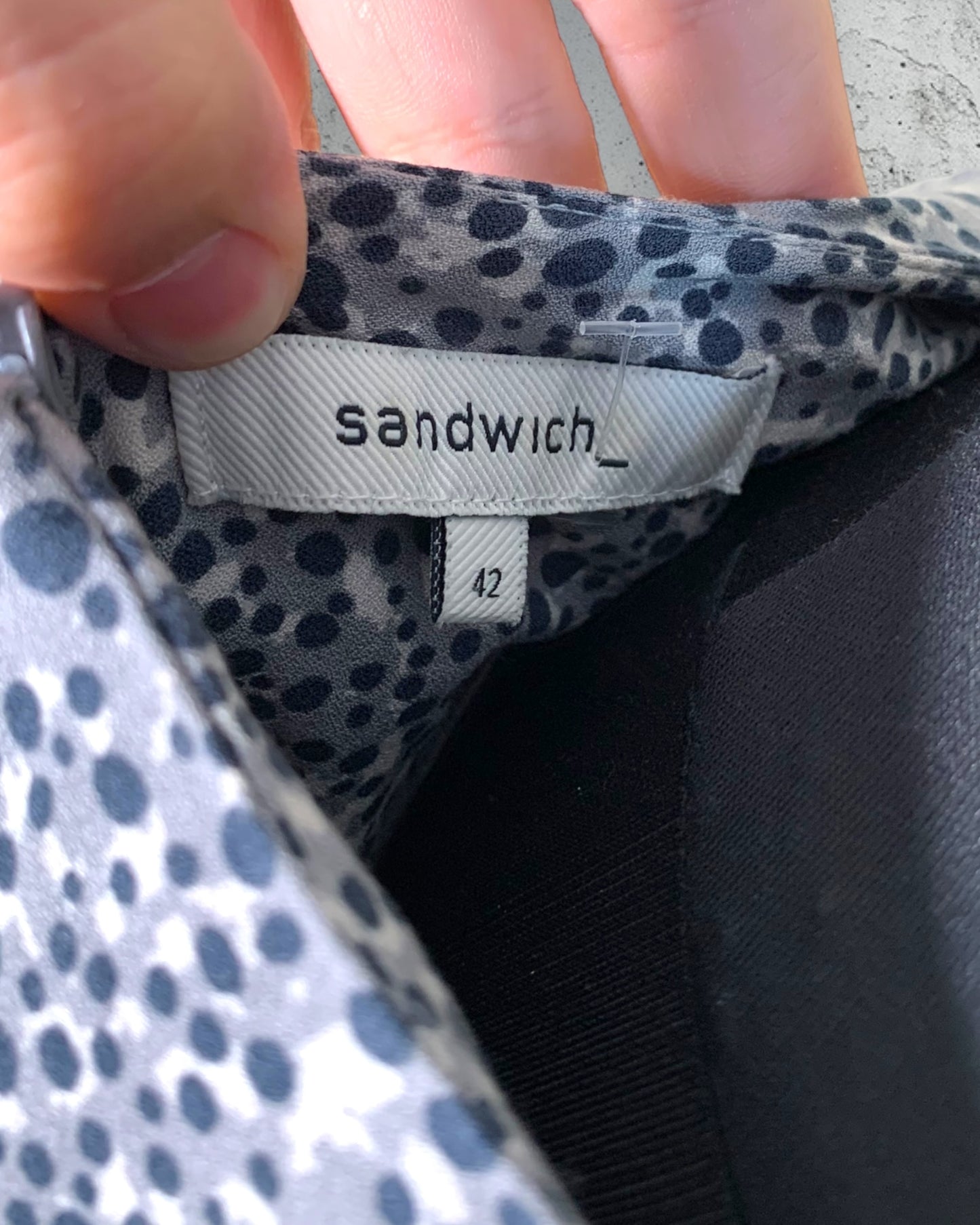 Robe Sandwich ( XL / 42 / 14 )