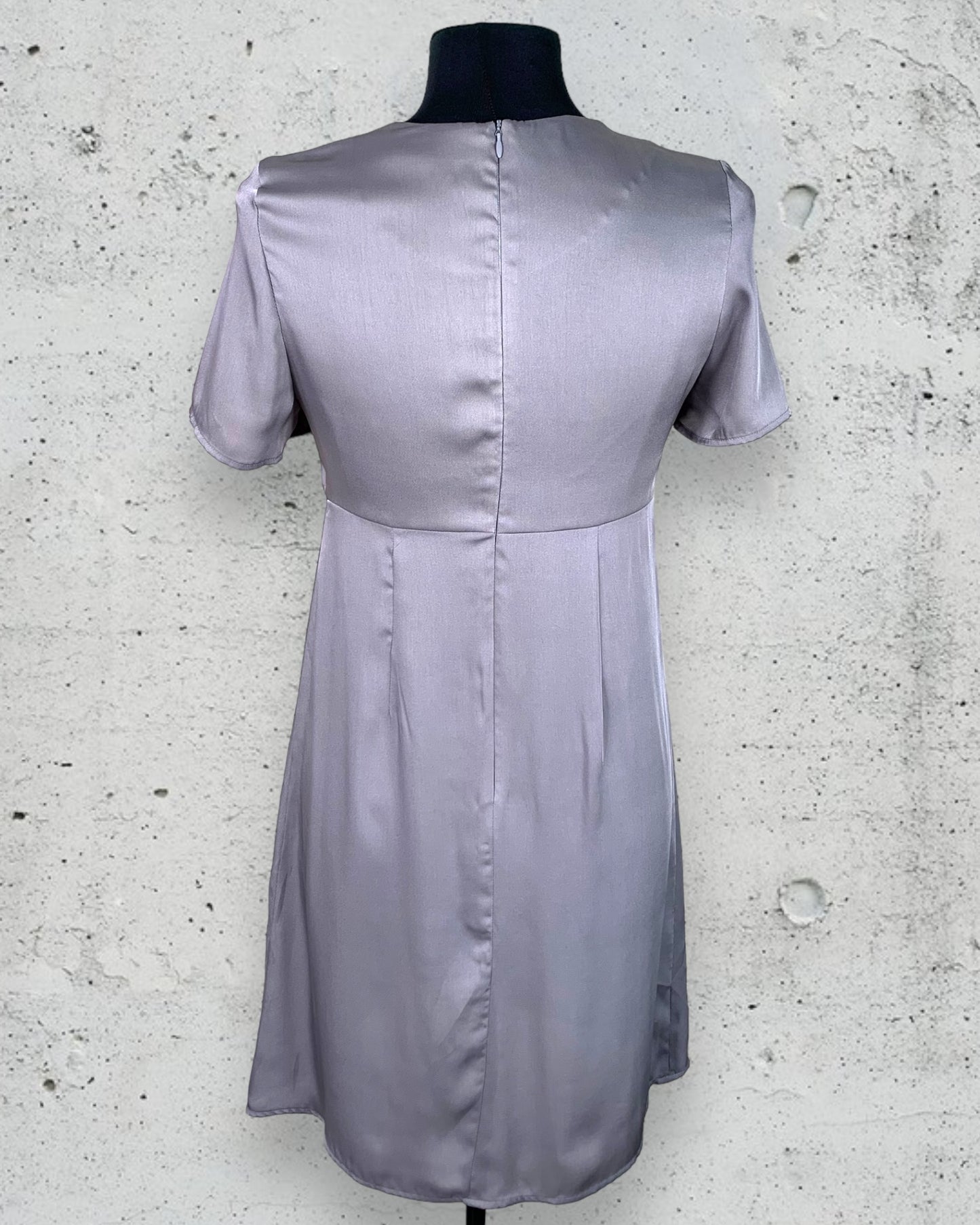 Robe Tara Jarmon ( M / 38 / 10 )